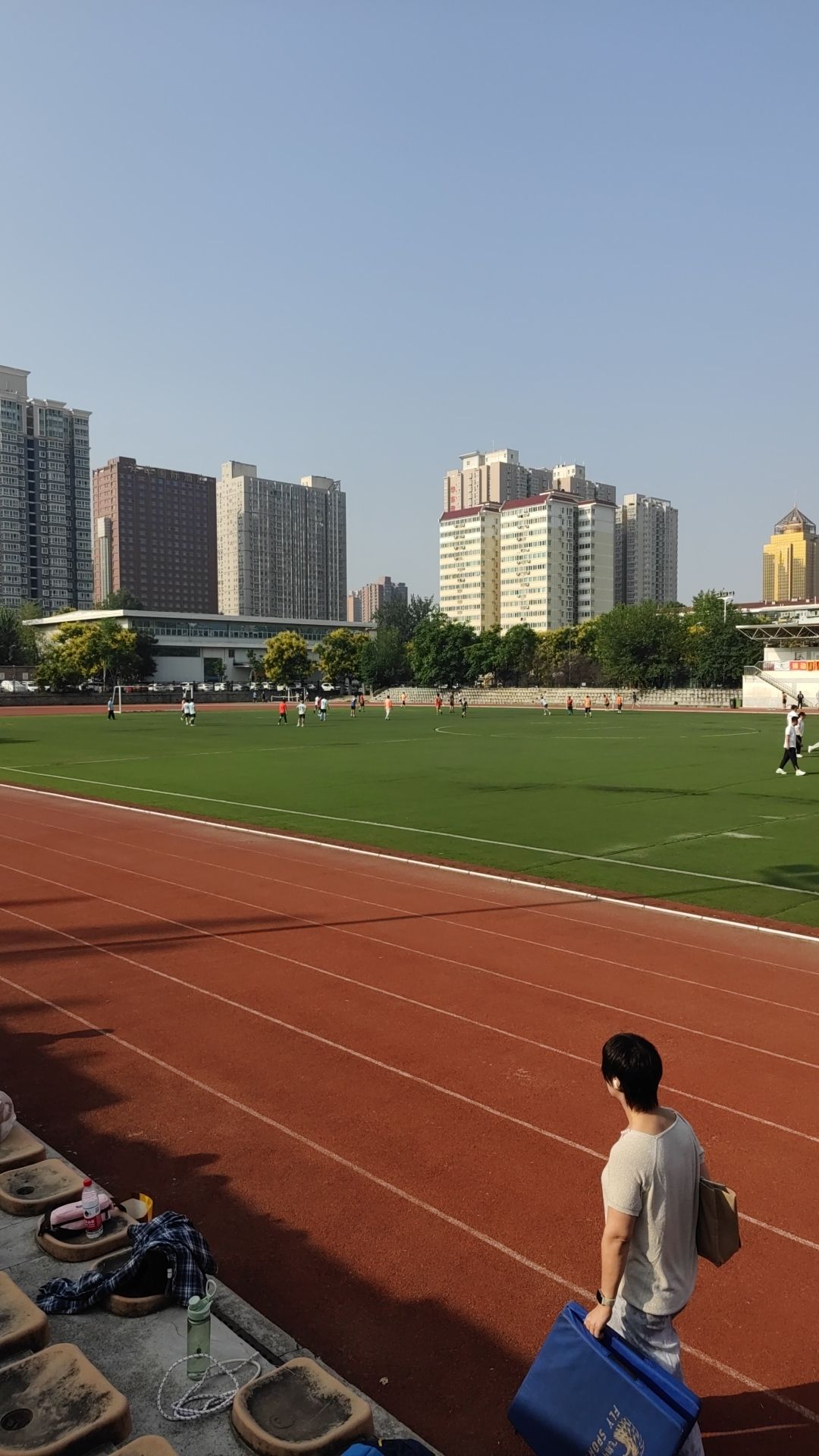 场地封面-西光足球场