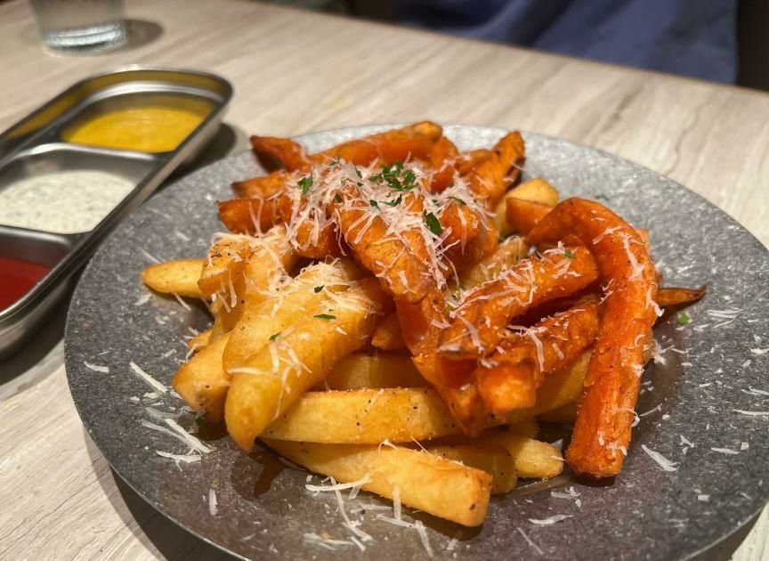 子子橙餐厅(御景园店)