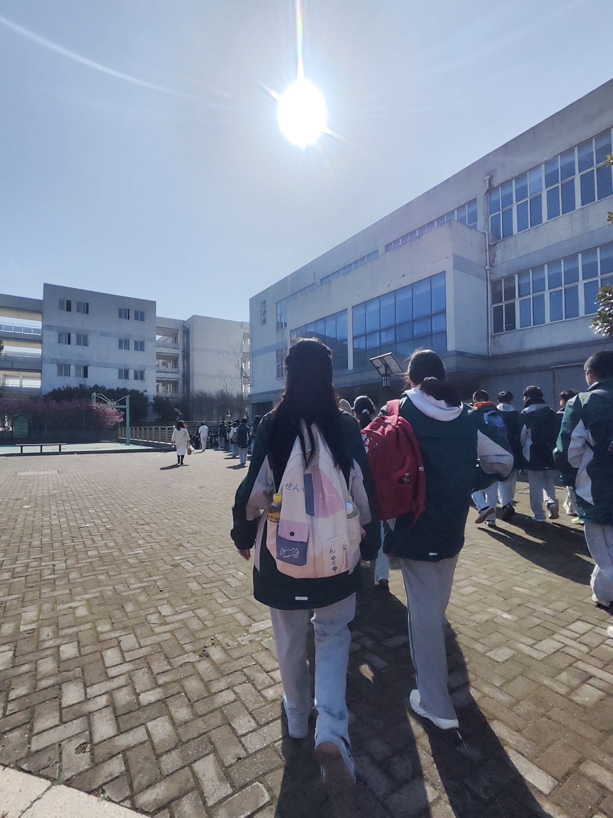 镇江市伯先中学