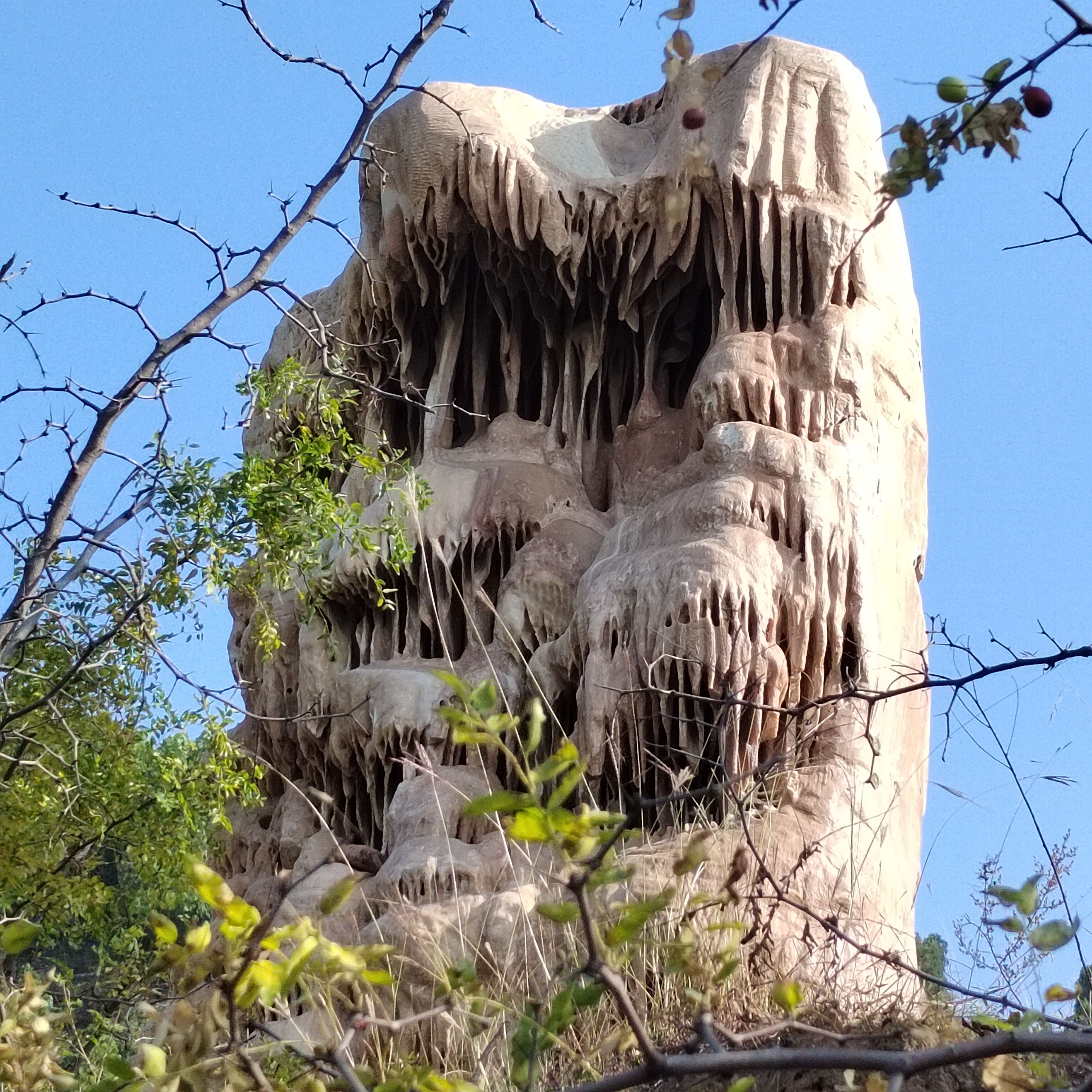 东平湖大溶洞旅行图片 3