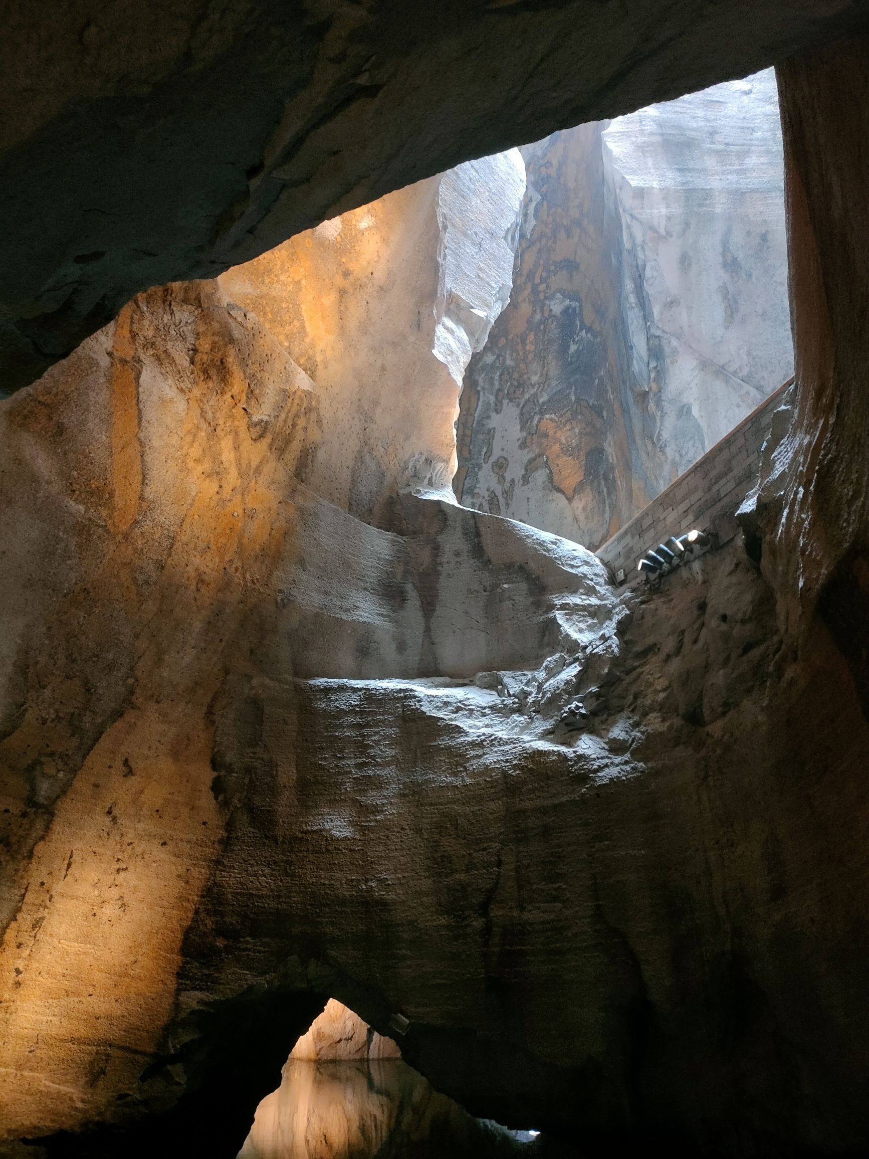 黄岩石窟旅行图片 3