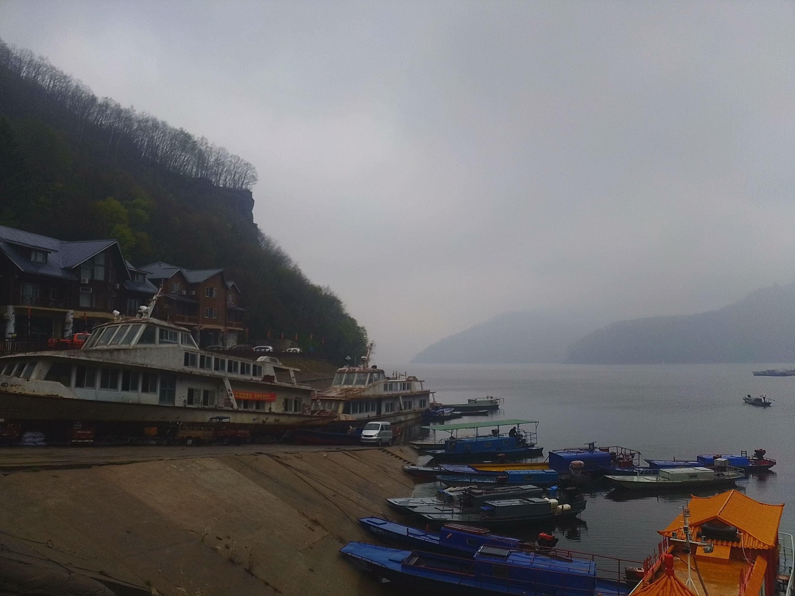 白山湖自然生态风景区旅行图片 3
