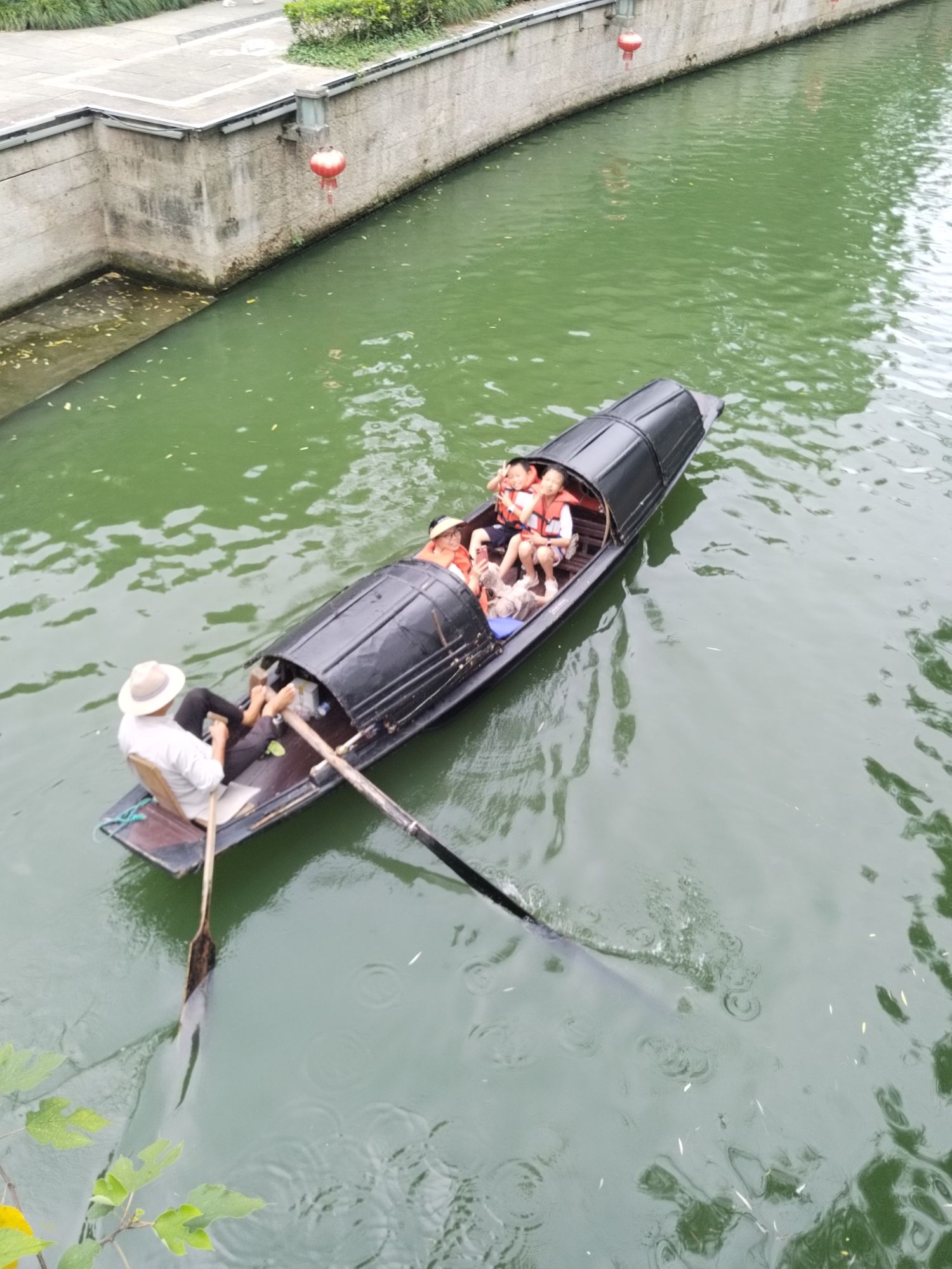 城市广场乌篷船码头旅行图片 3