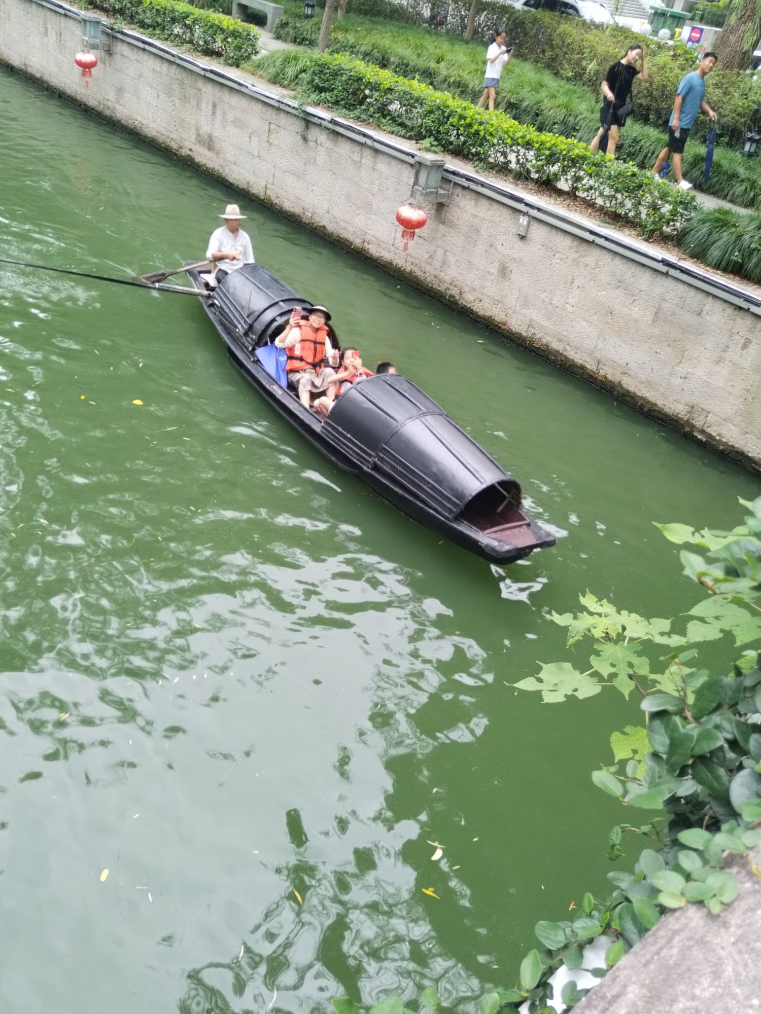城市广场乌篷船码头旅行图片 1