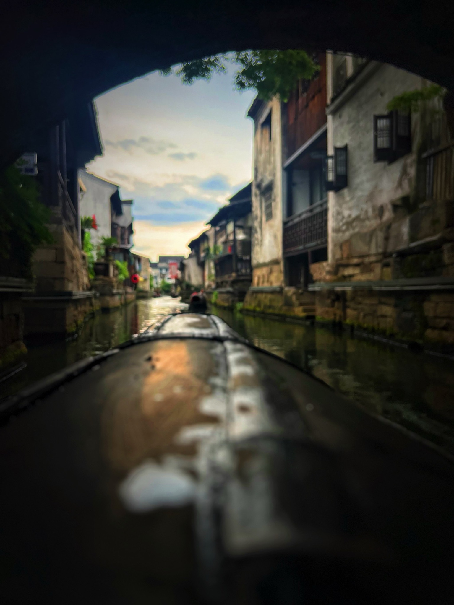 城市广场乌篷船码头旅行图片 1