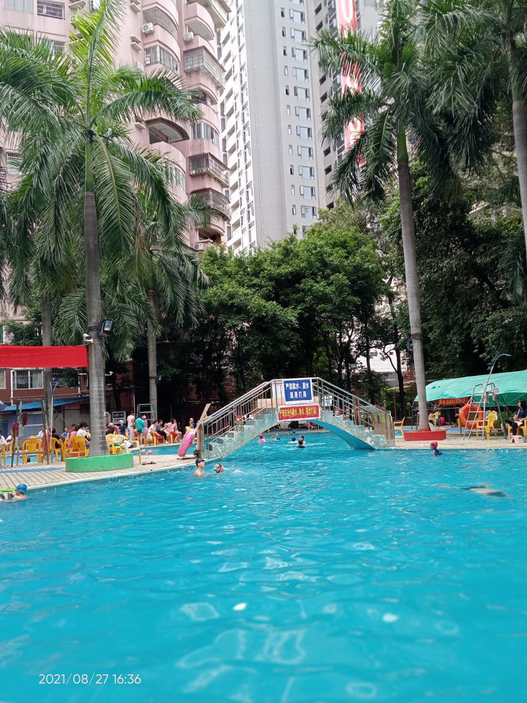 场地封面-乐得花园-游泳池