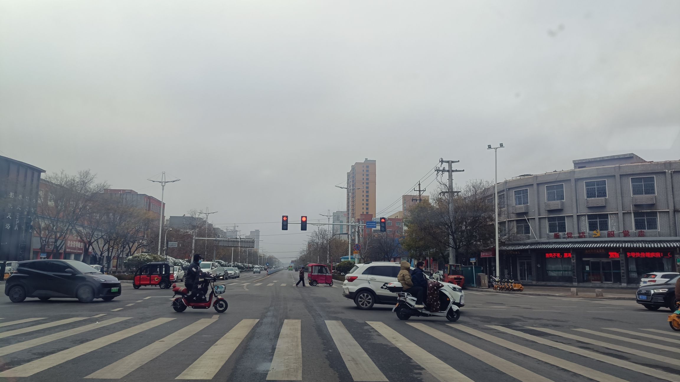 大禹像旅行图片 2