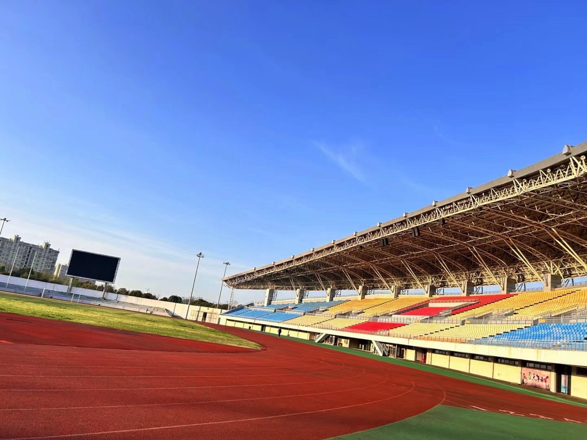 推荐场地-高淳体育中心体育场