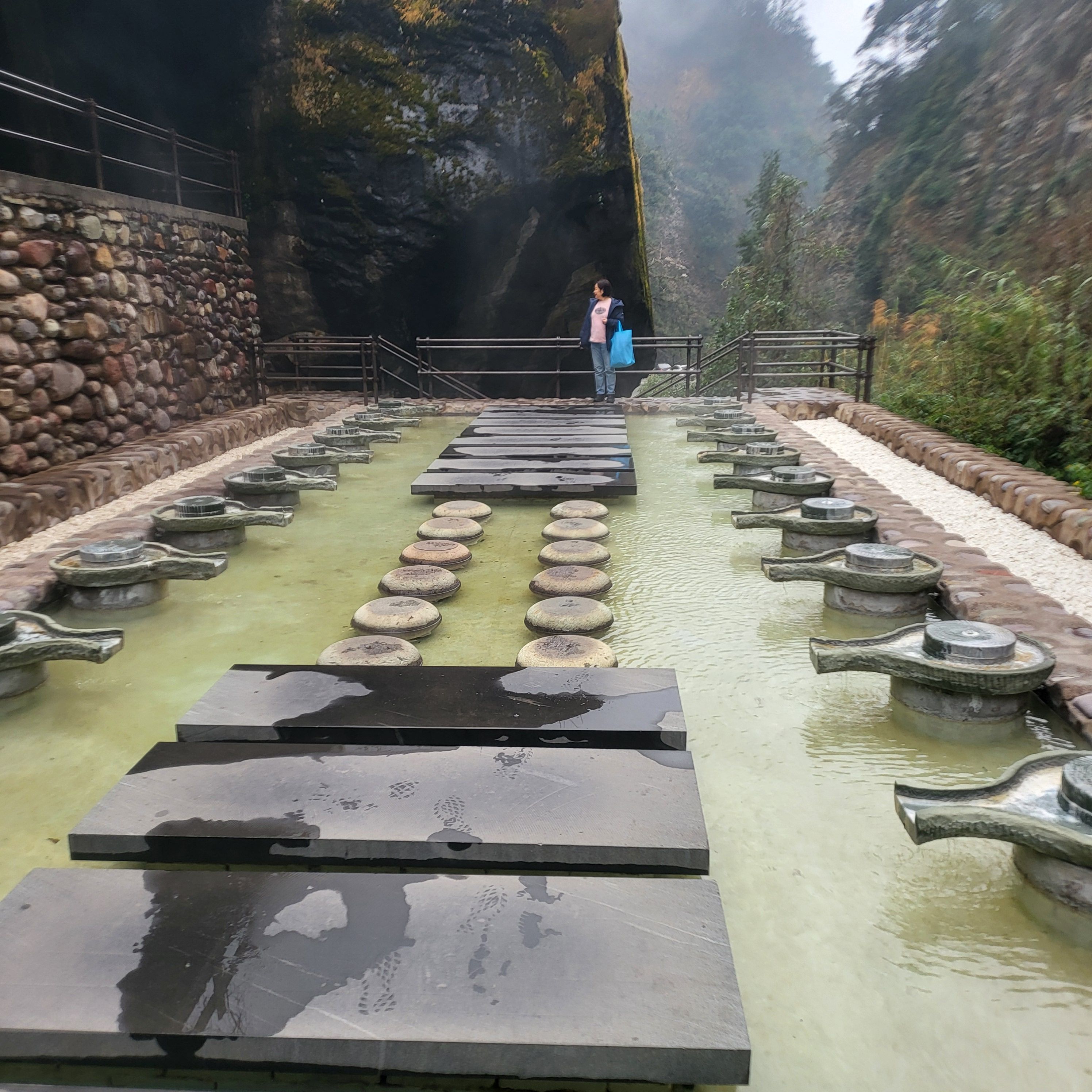 螺髻九十九里温泉瀑布风景区旅行图片 3