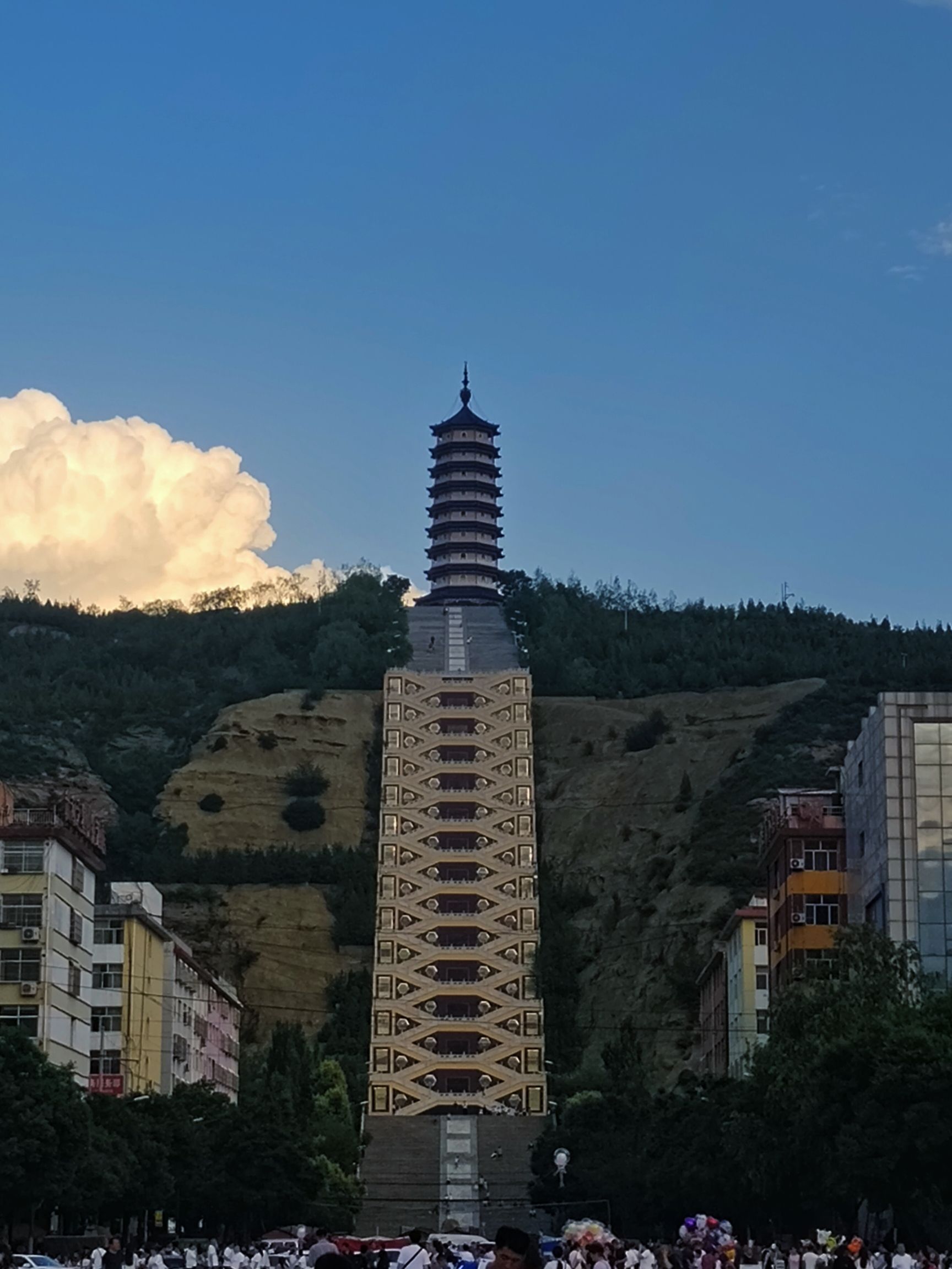 同舟广场旅行图片 3