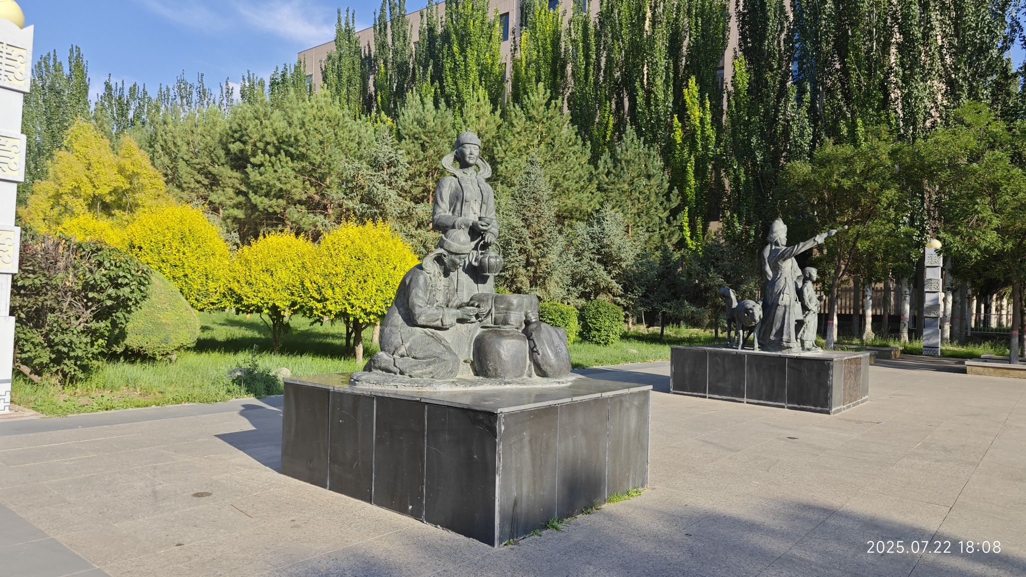 巴彦浩特镇城市公园