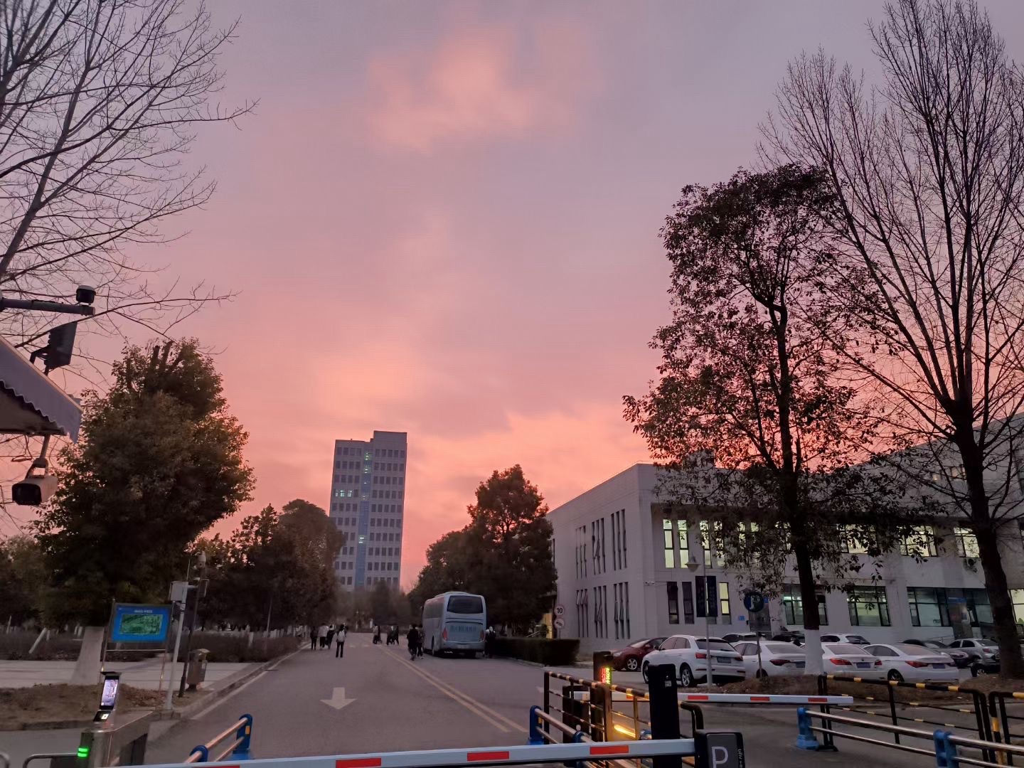 四川信息职业技术学院(雪峰校区)