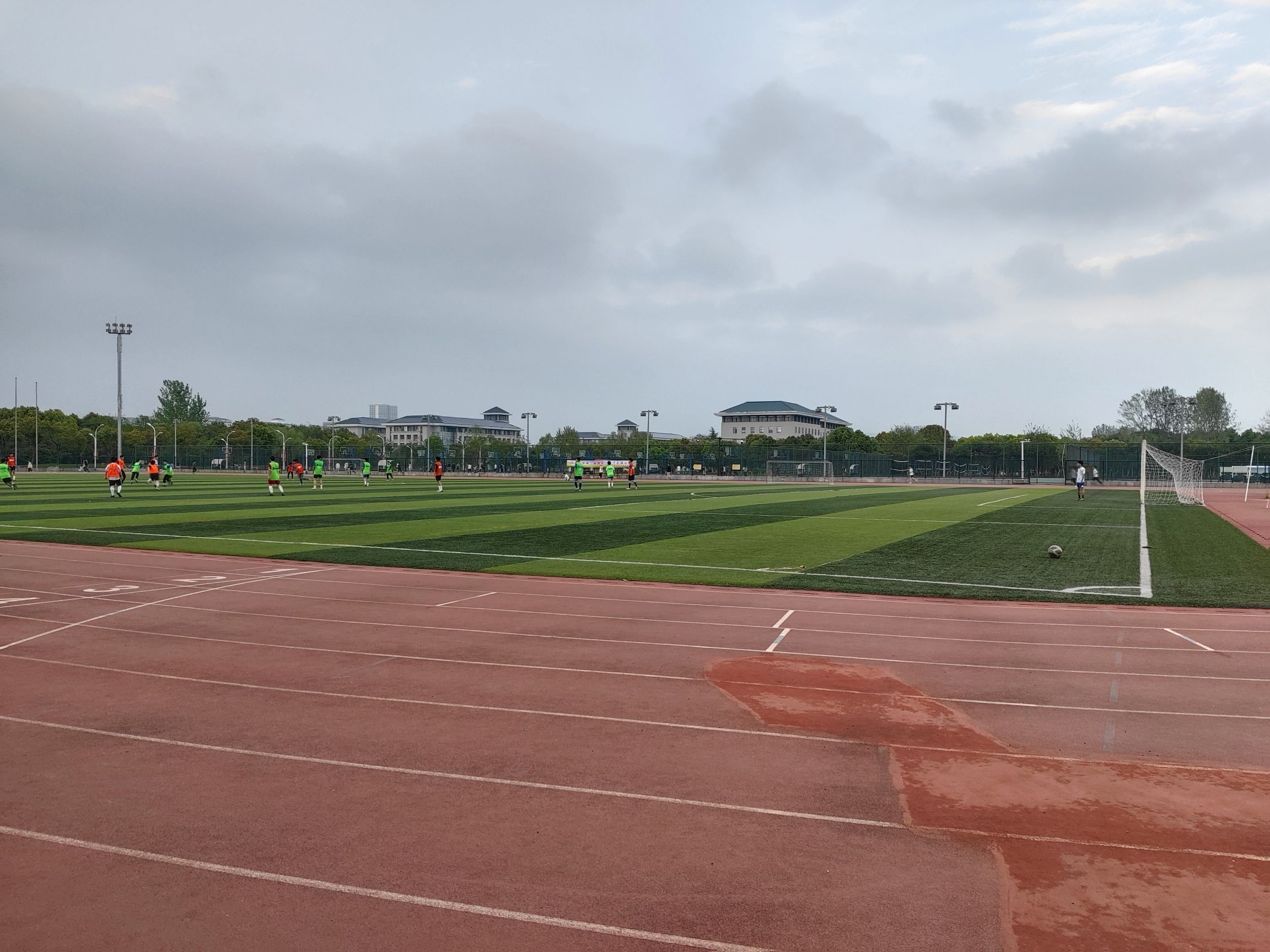 场地封面-东南大学九龙湖校区足球场