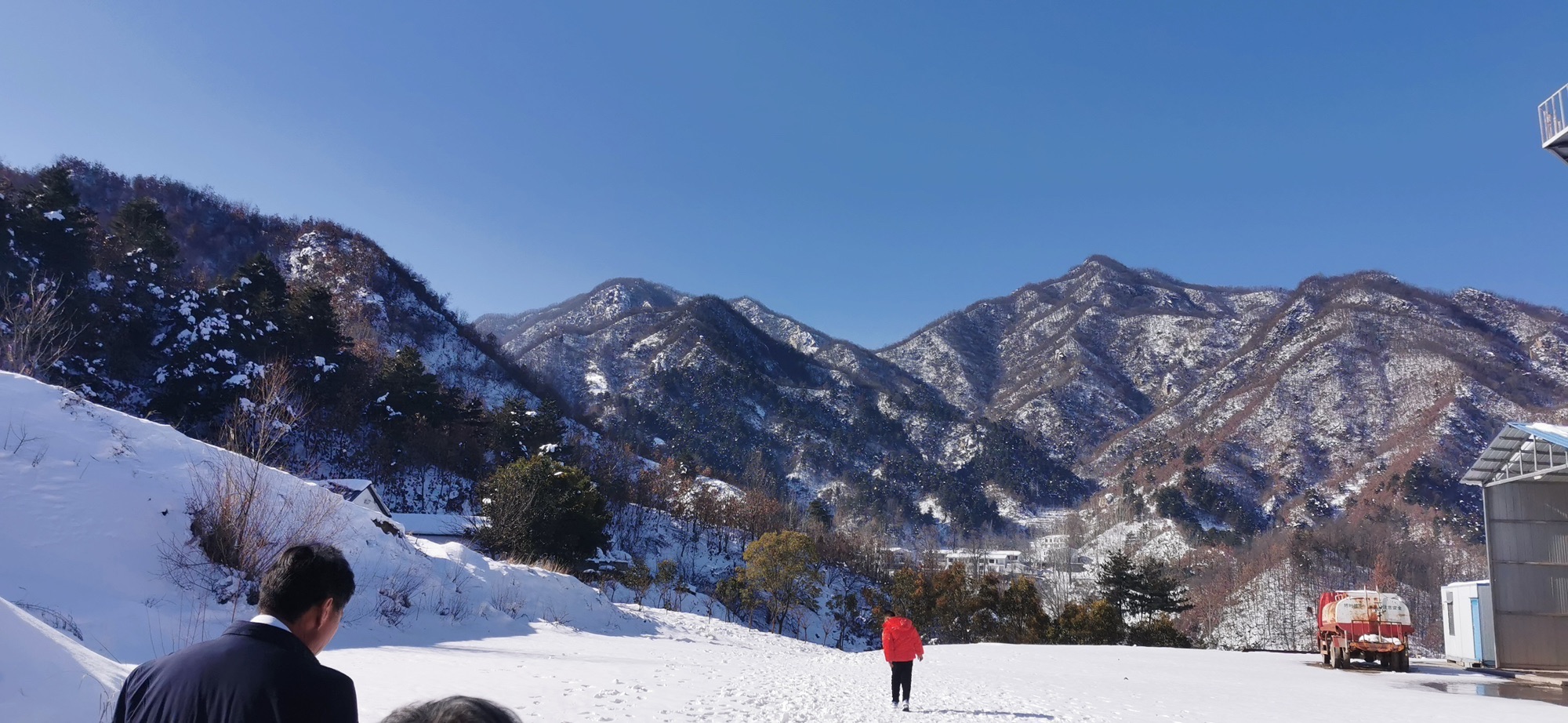 顶宝石文化广场旅行图片 2