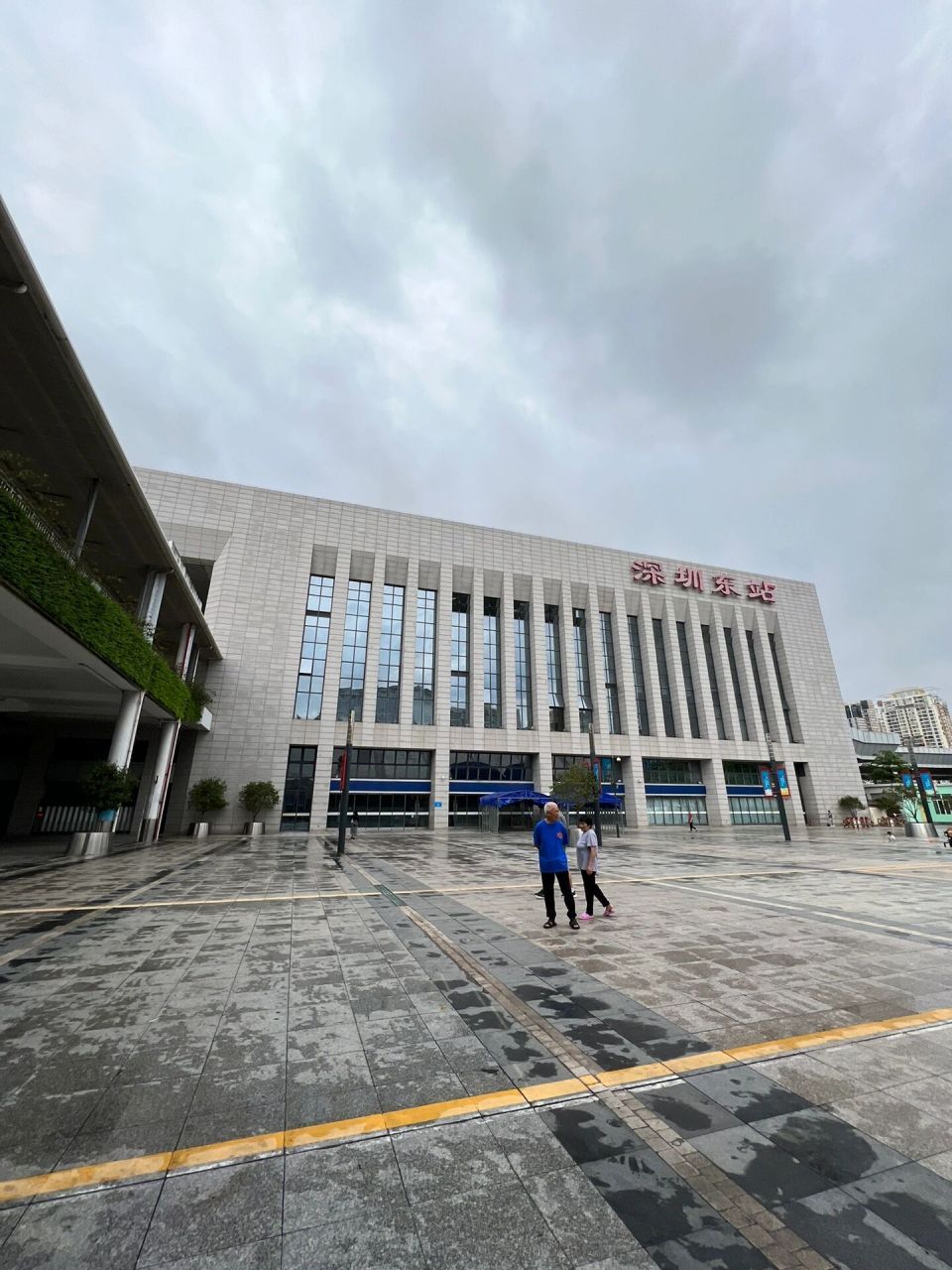 深圳东站西广场