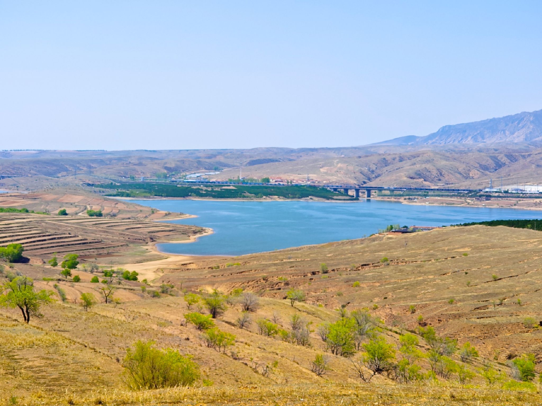 察尔湖生态旅游区