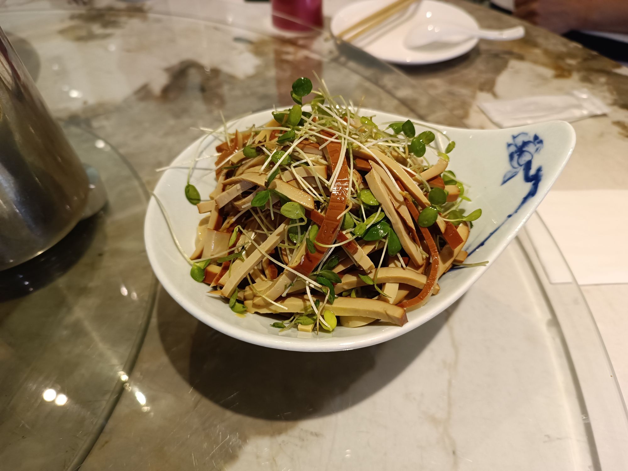 镜泊湖酒家(长征街店)