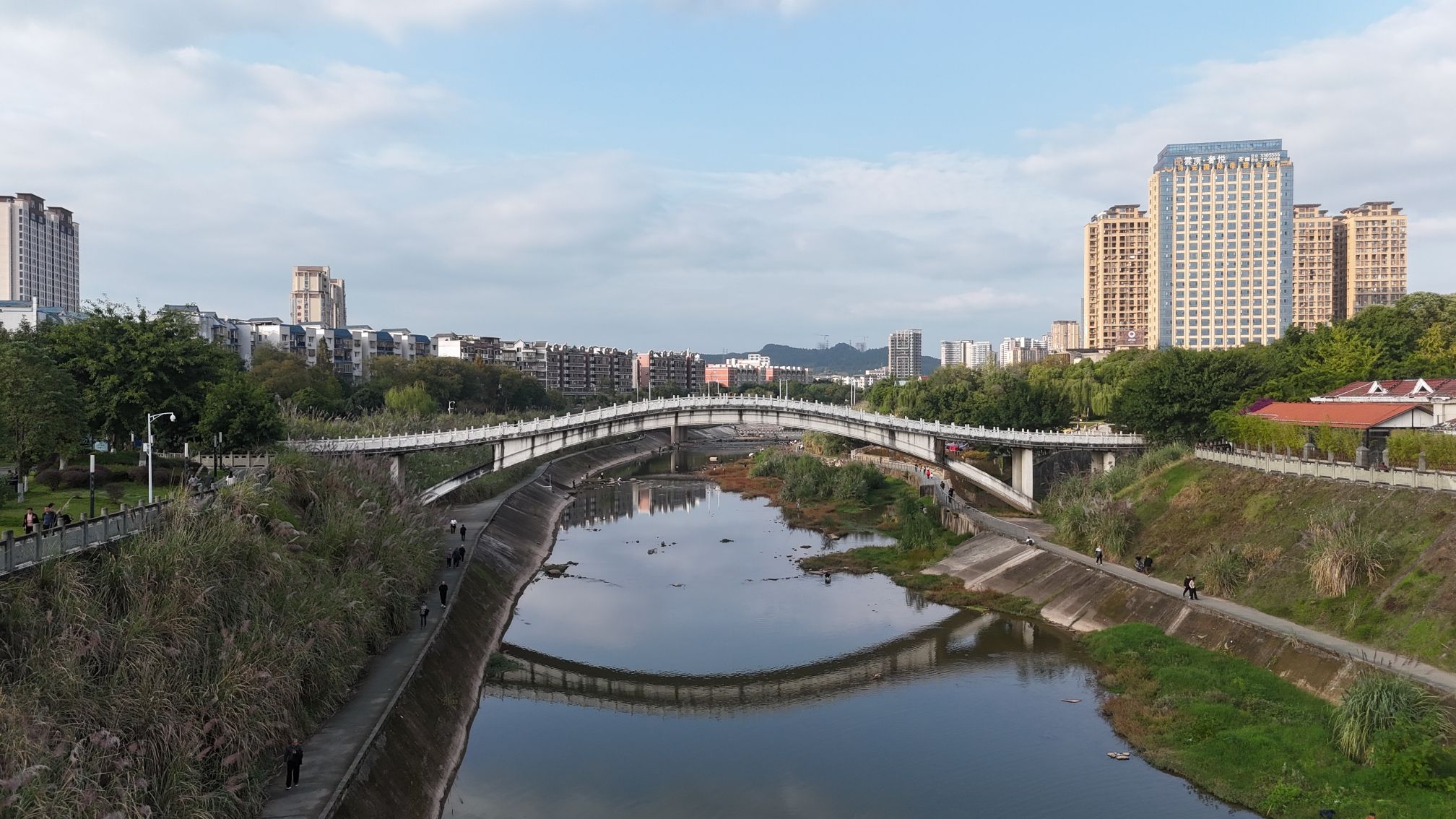 西河体育公园