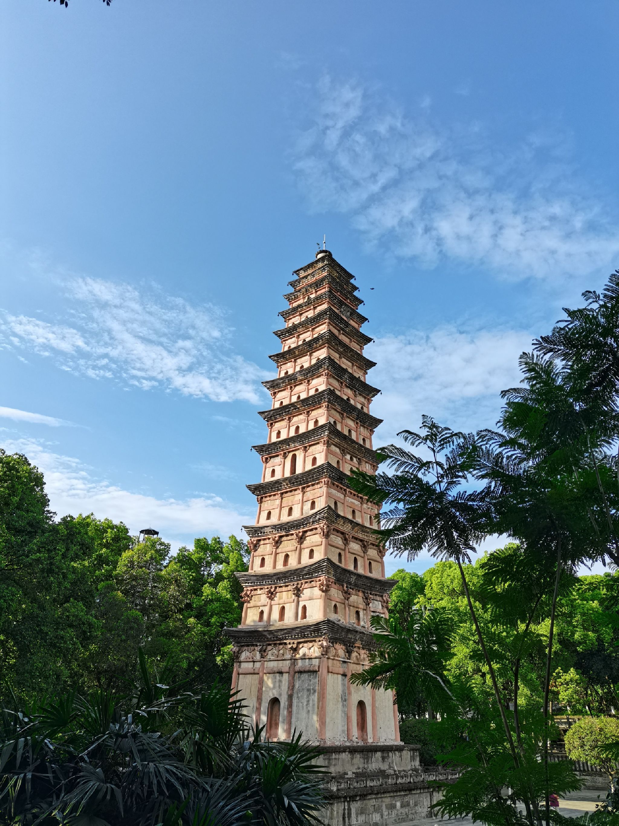 无量宝塔旅行图片 2
