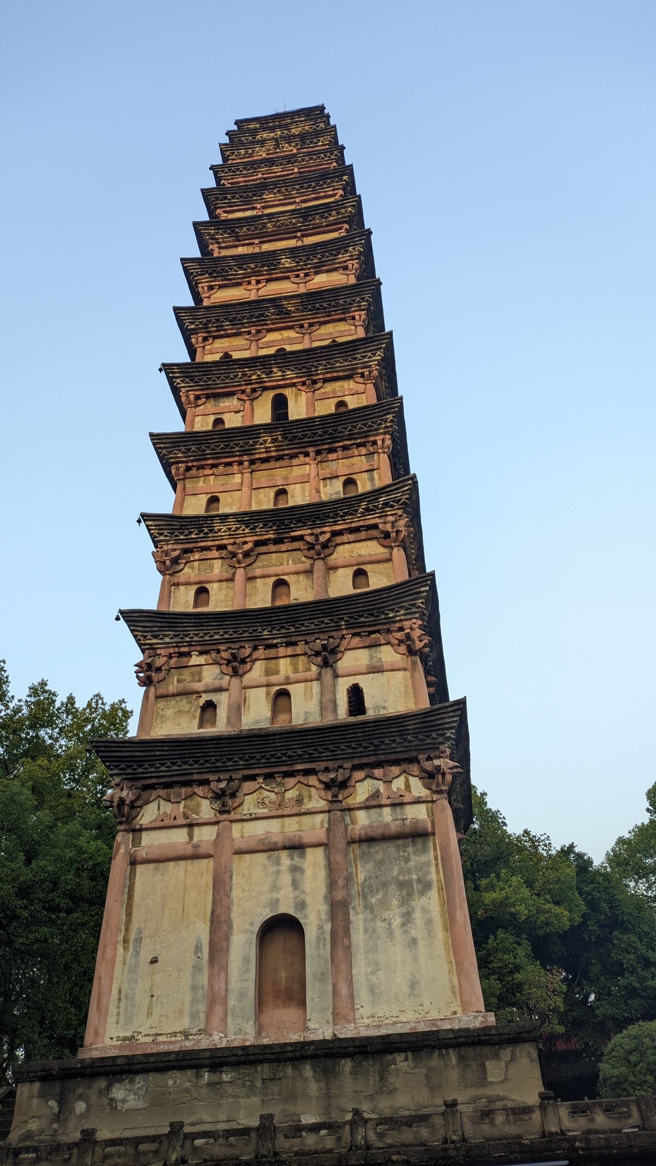 无量宝塔旅行图片 1