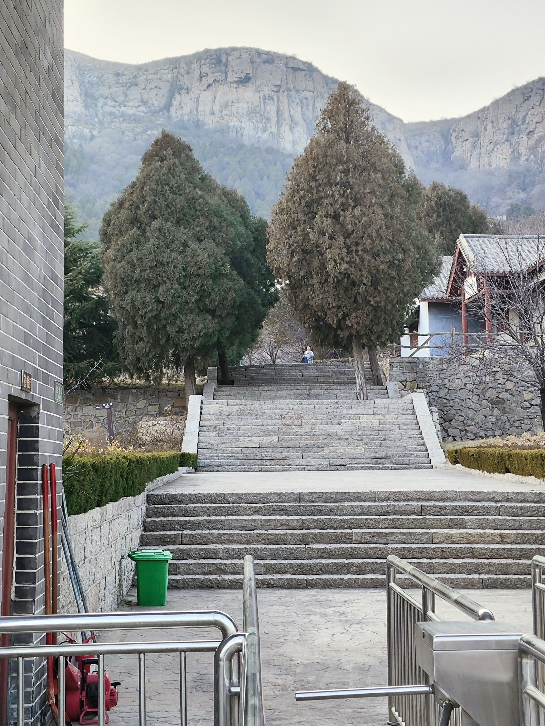 黄石悬崖风景区旅行图片 3