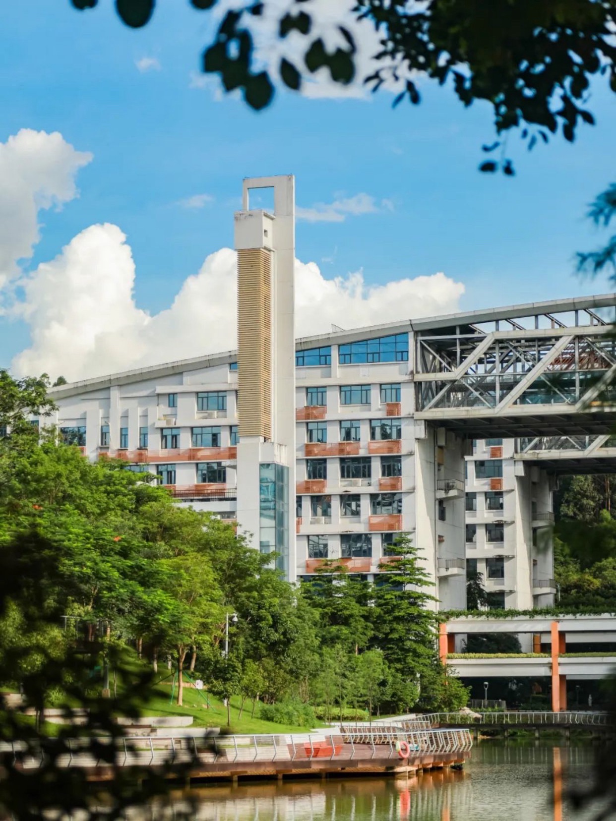 深圳城市职业学院