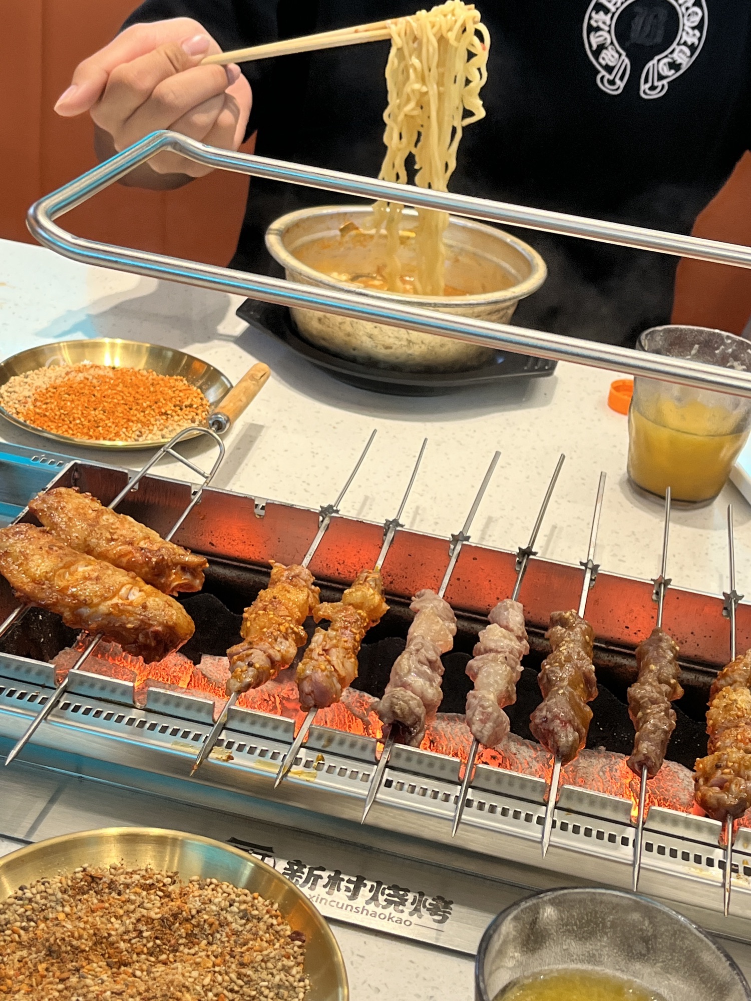 新村烧烤(泊金湾·明珠广场店)