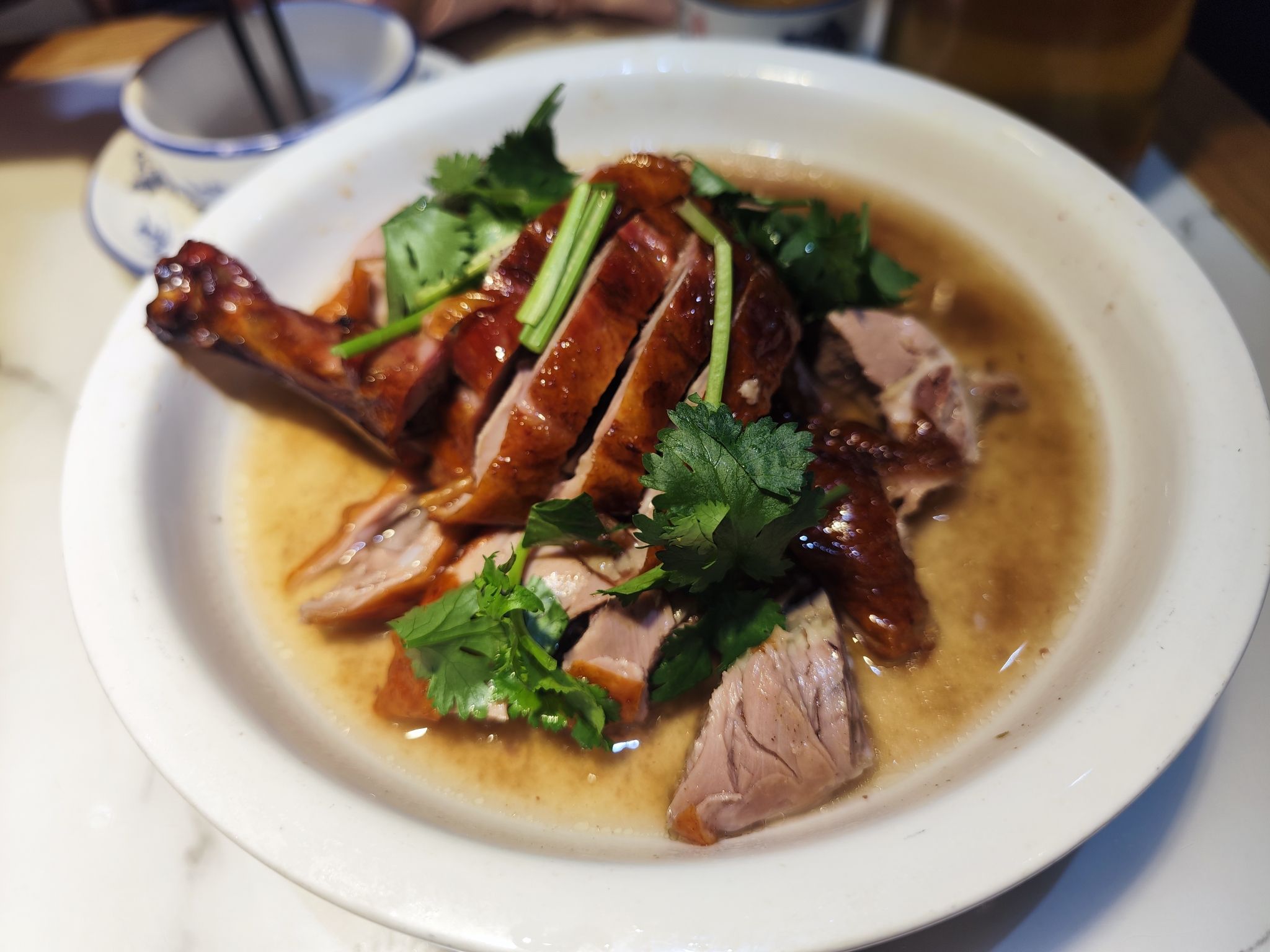 萌记烤鸭琼菜馆