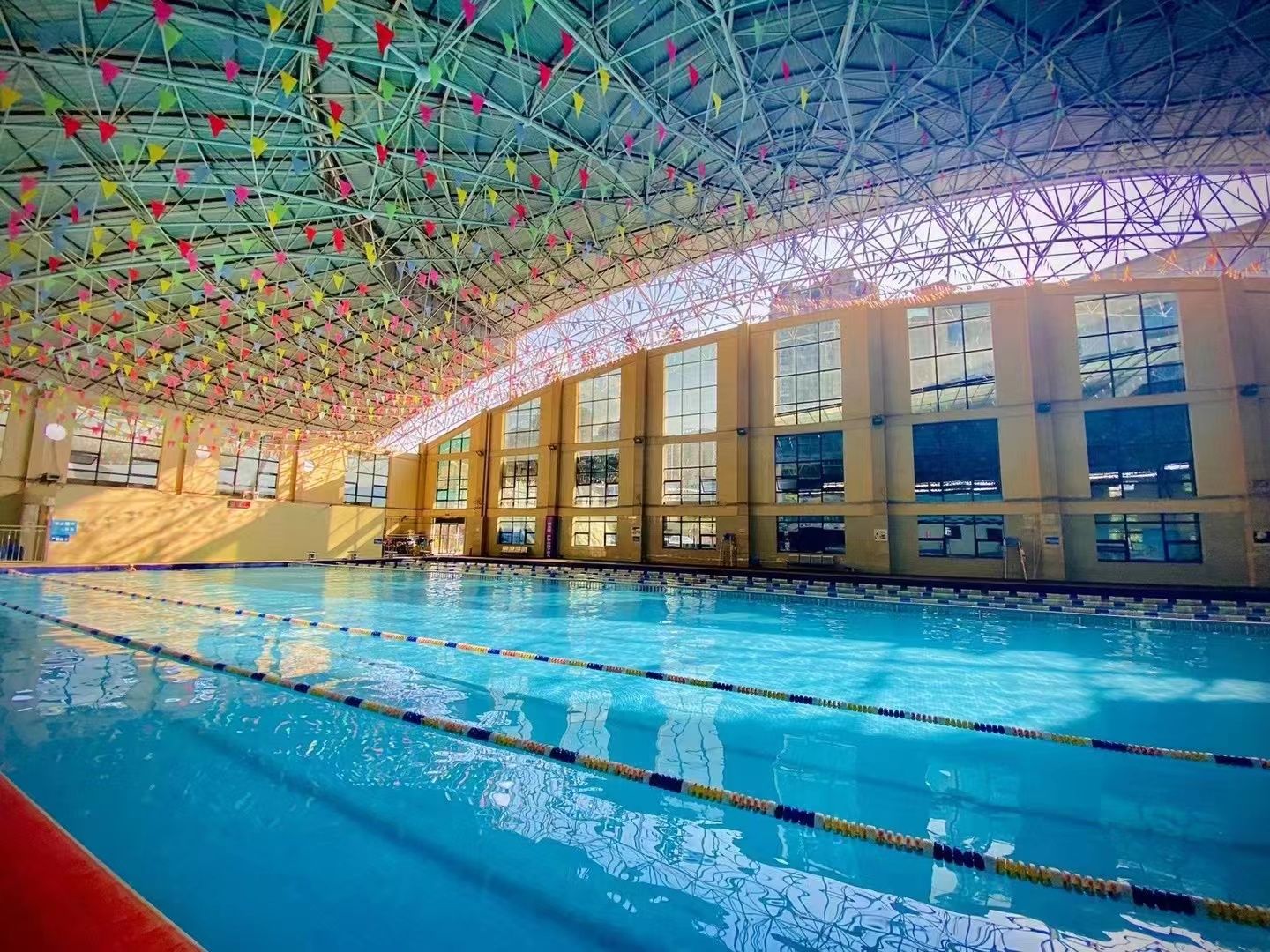 场地封面-金龙游泳馆