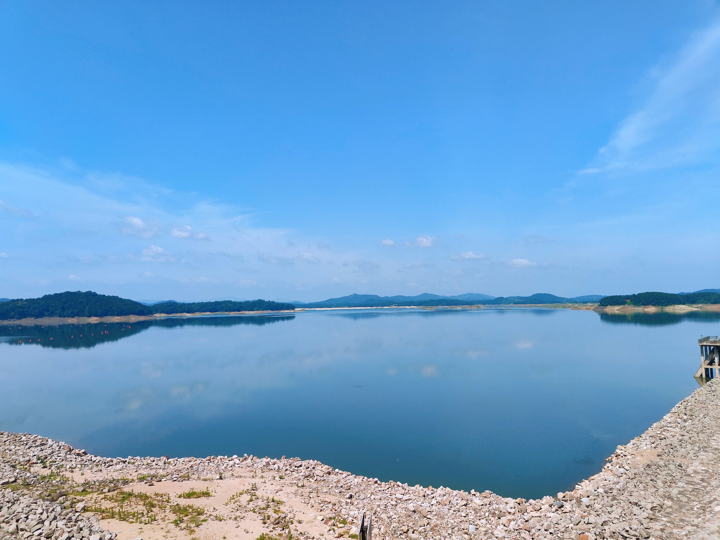 鲇鱼山水利风景区