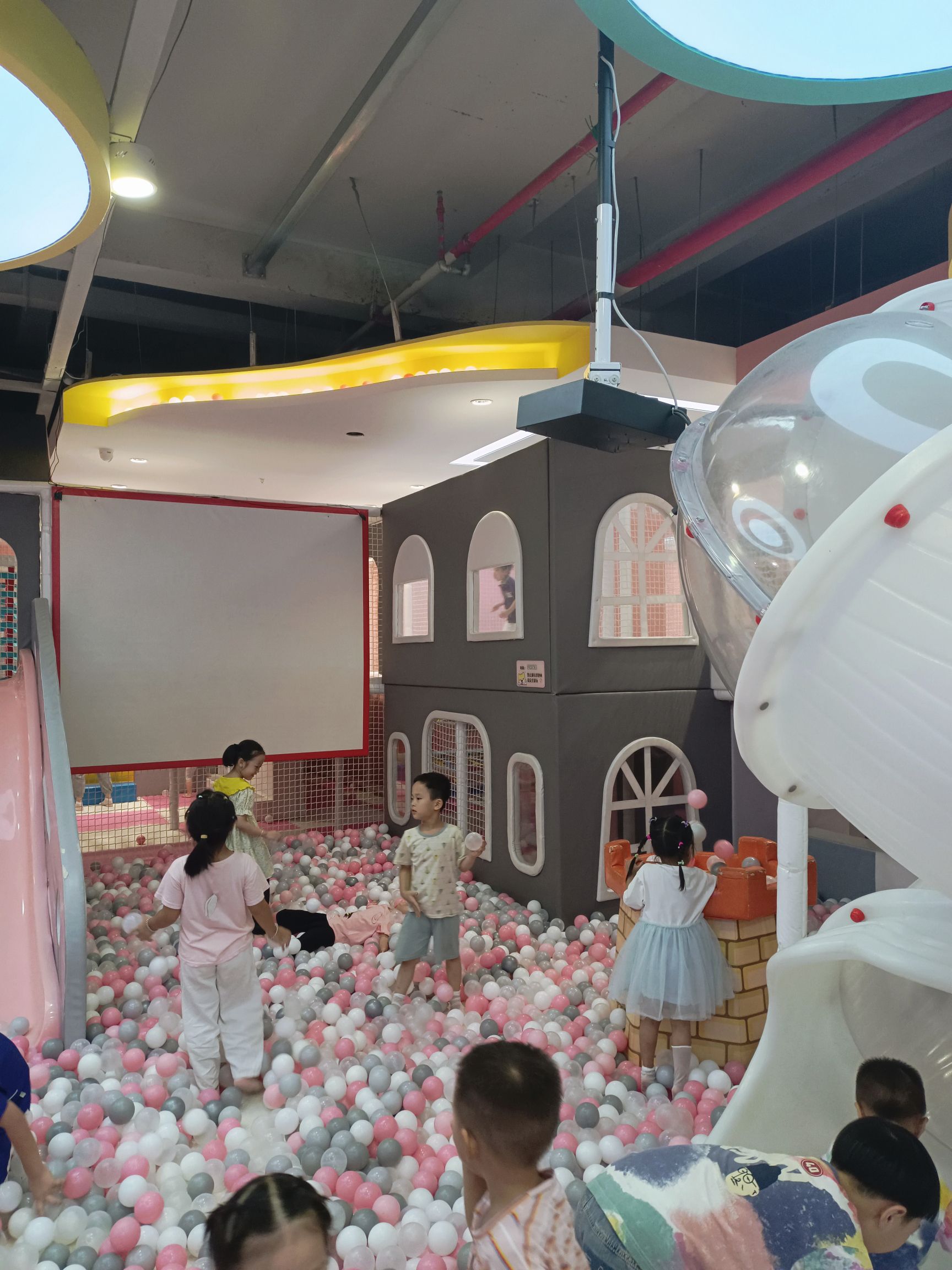 艾妮宝贝儿童游乐园