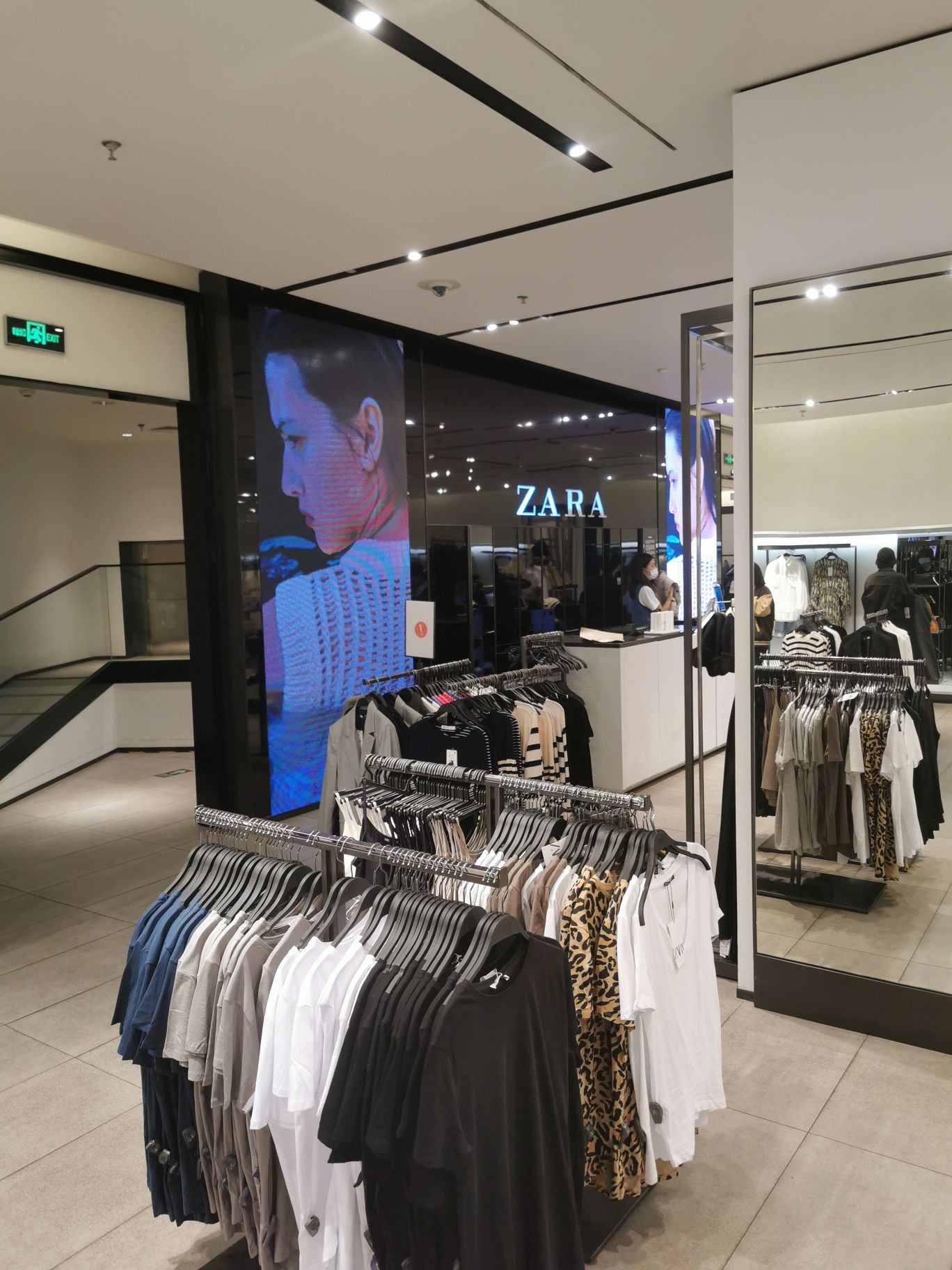 ZARA(北京荟聚店)