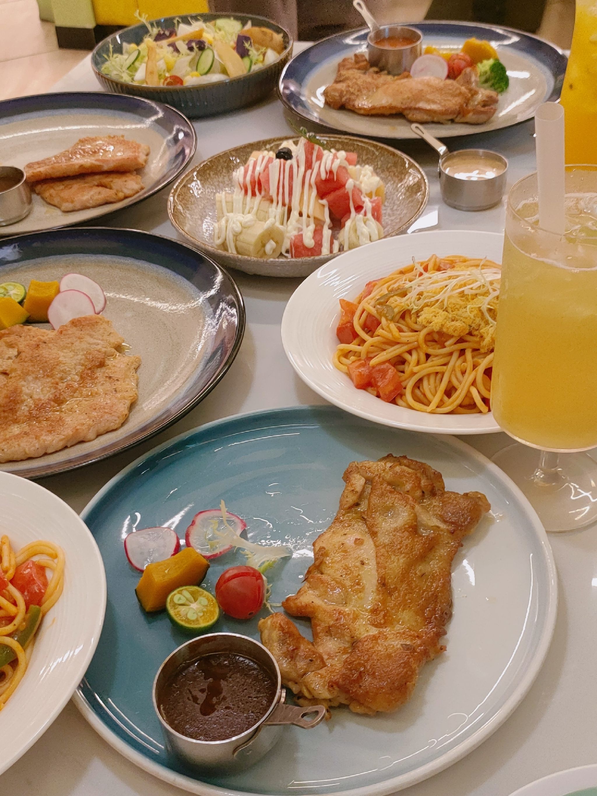 相聚时光中西餐厅(新福店)