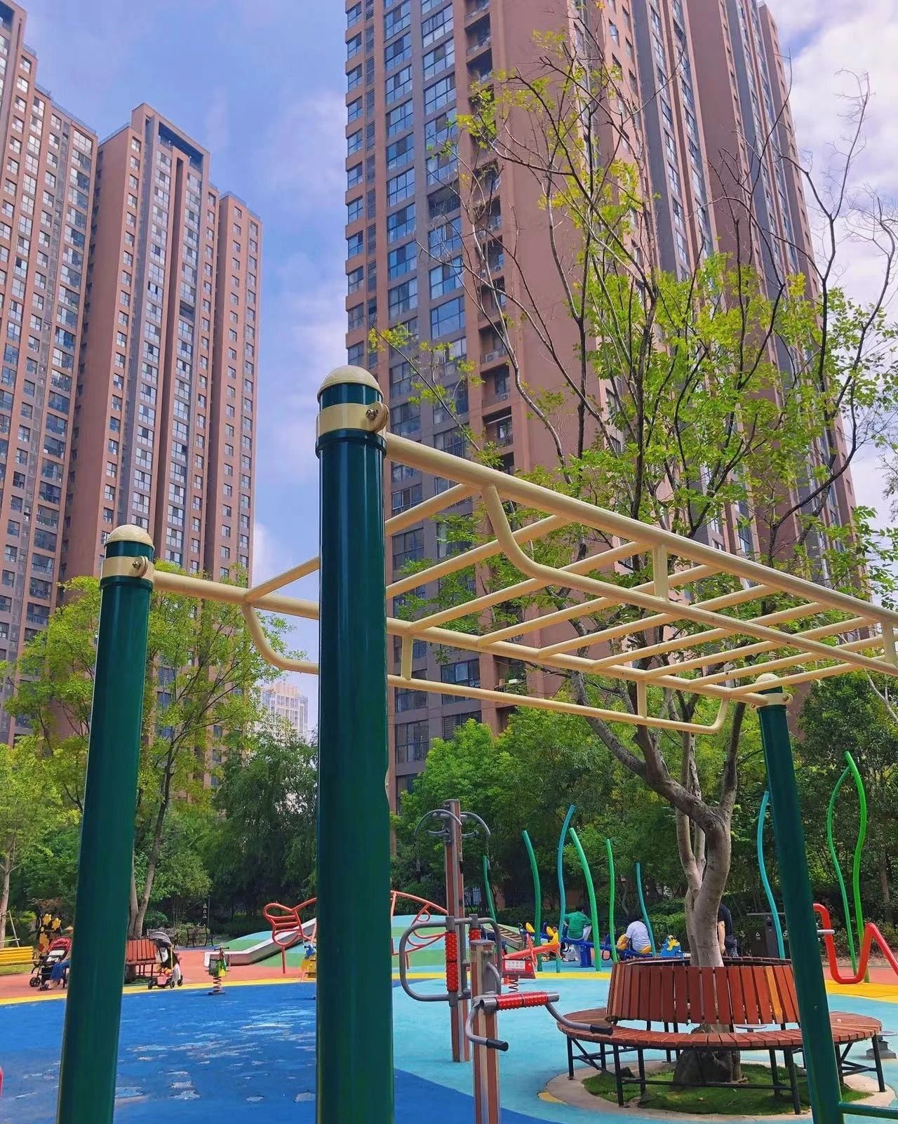 绿都紫荆华庭和园