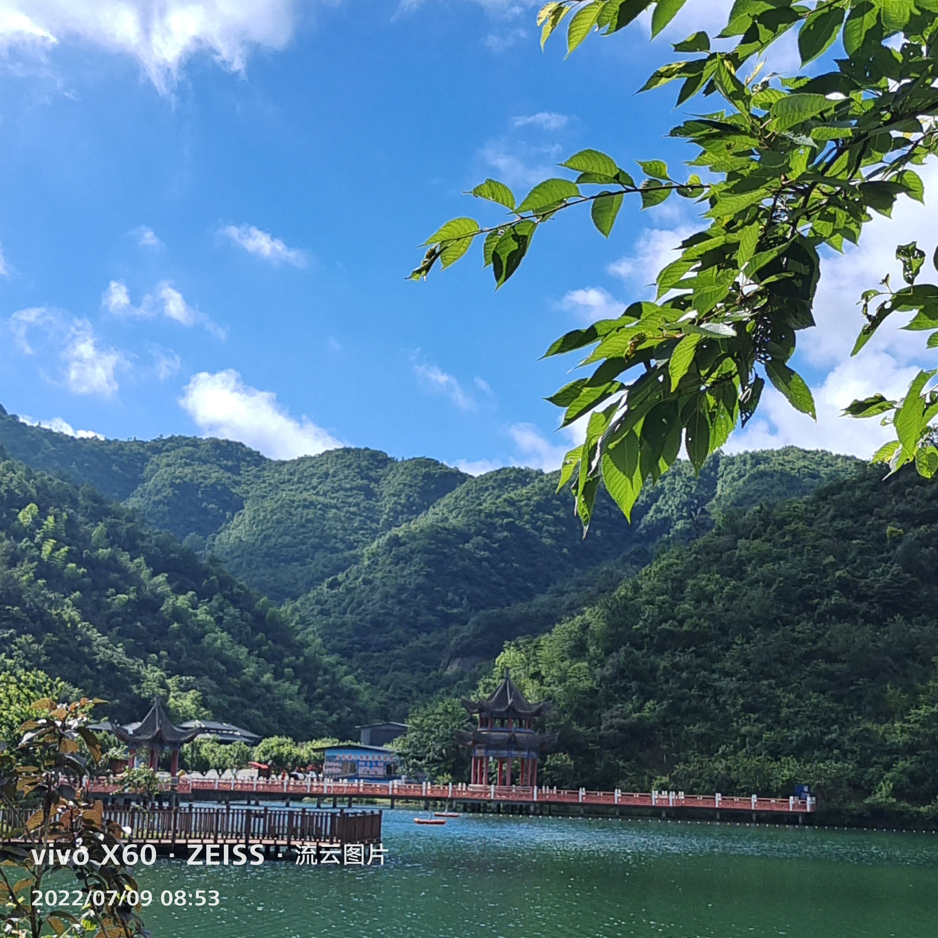 万和湖