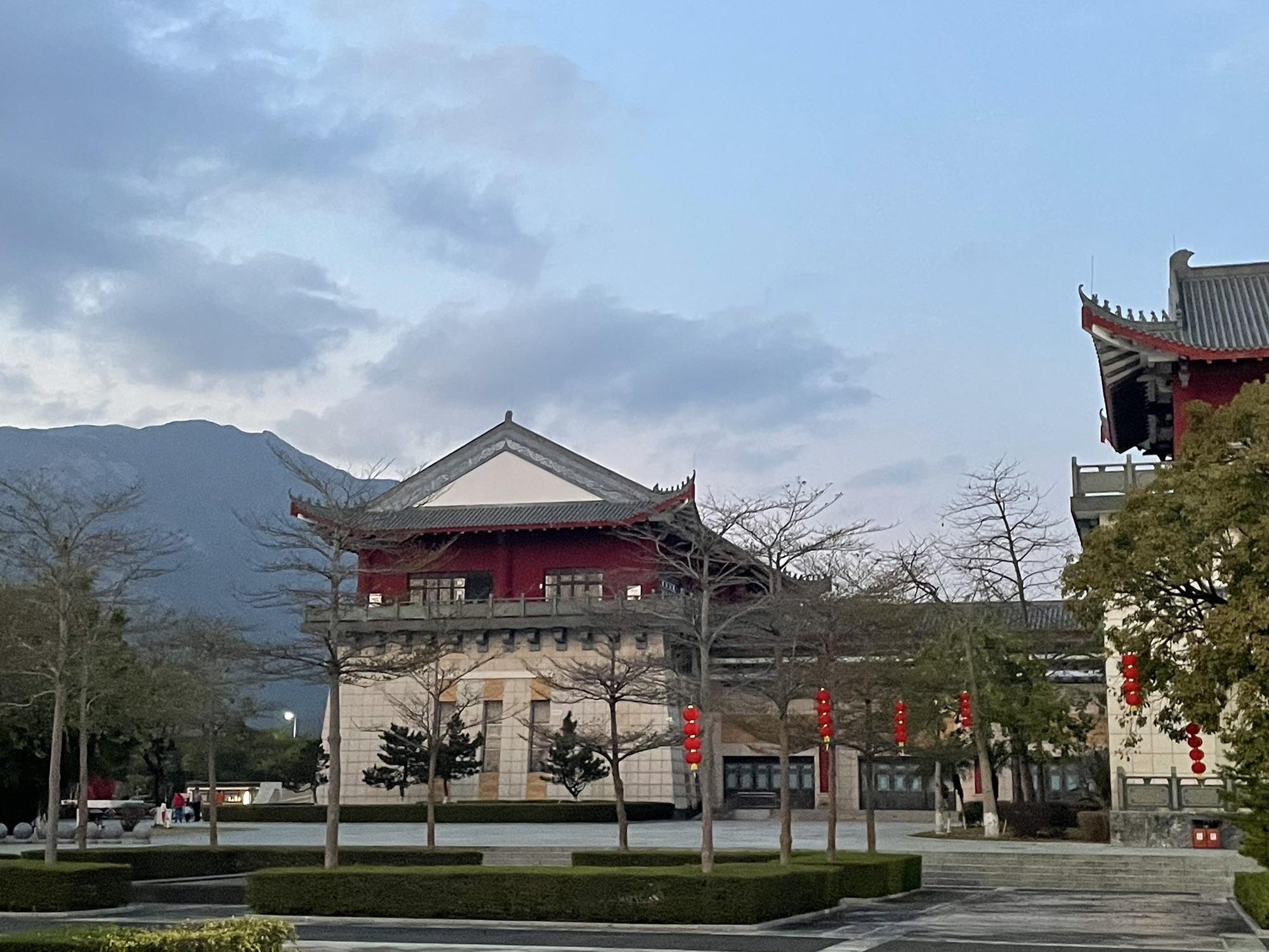 罗浮山风景名胜区旅游文化广场旅行图片 1