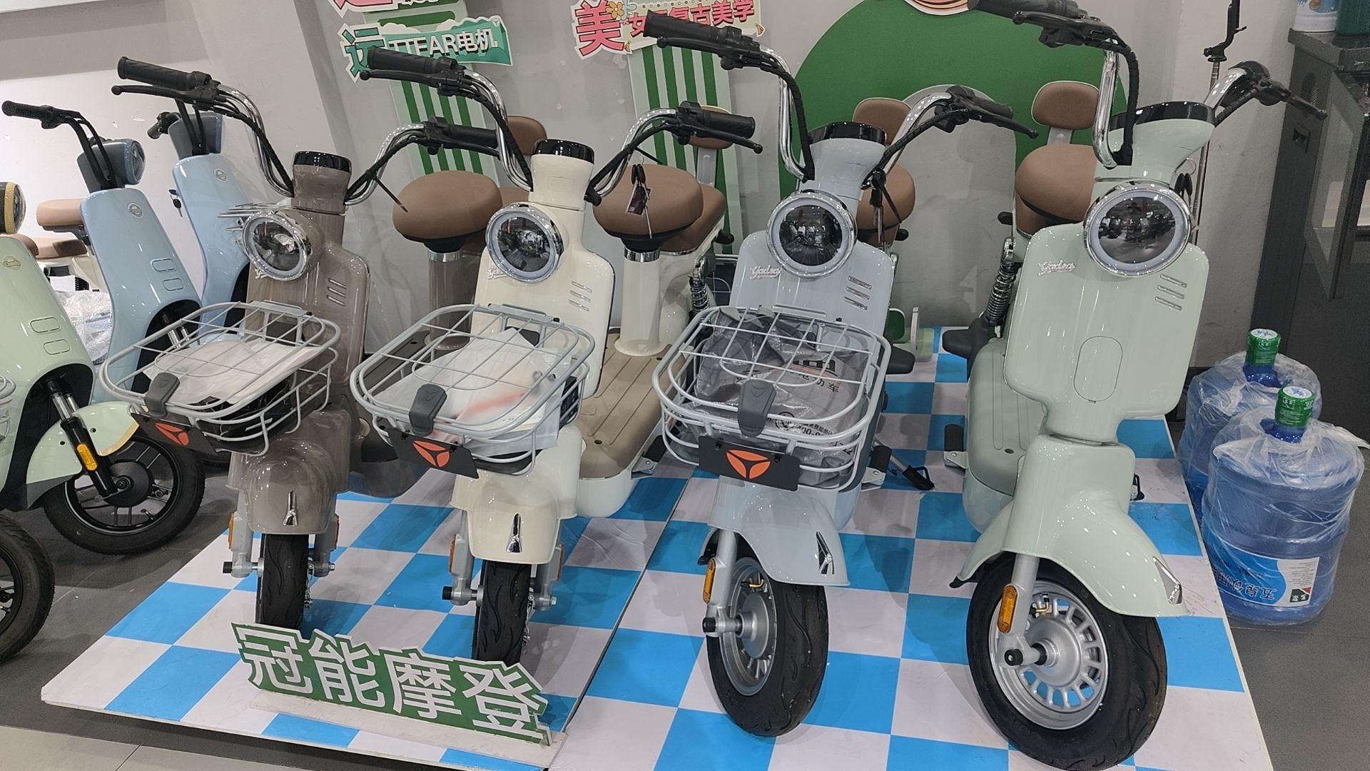 雅迪电动车旗舰店(天长总店)