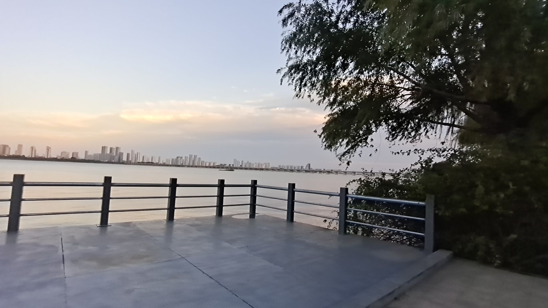 隧道广场旅行图片 2