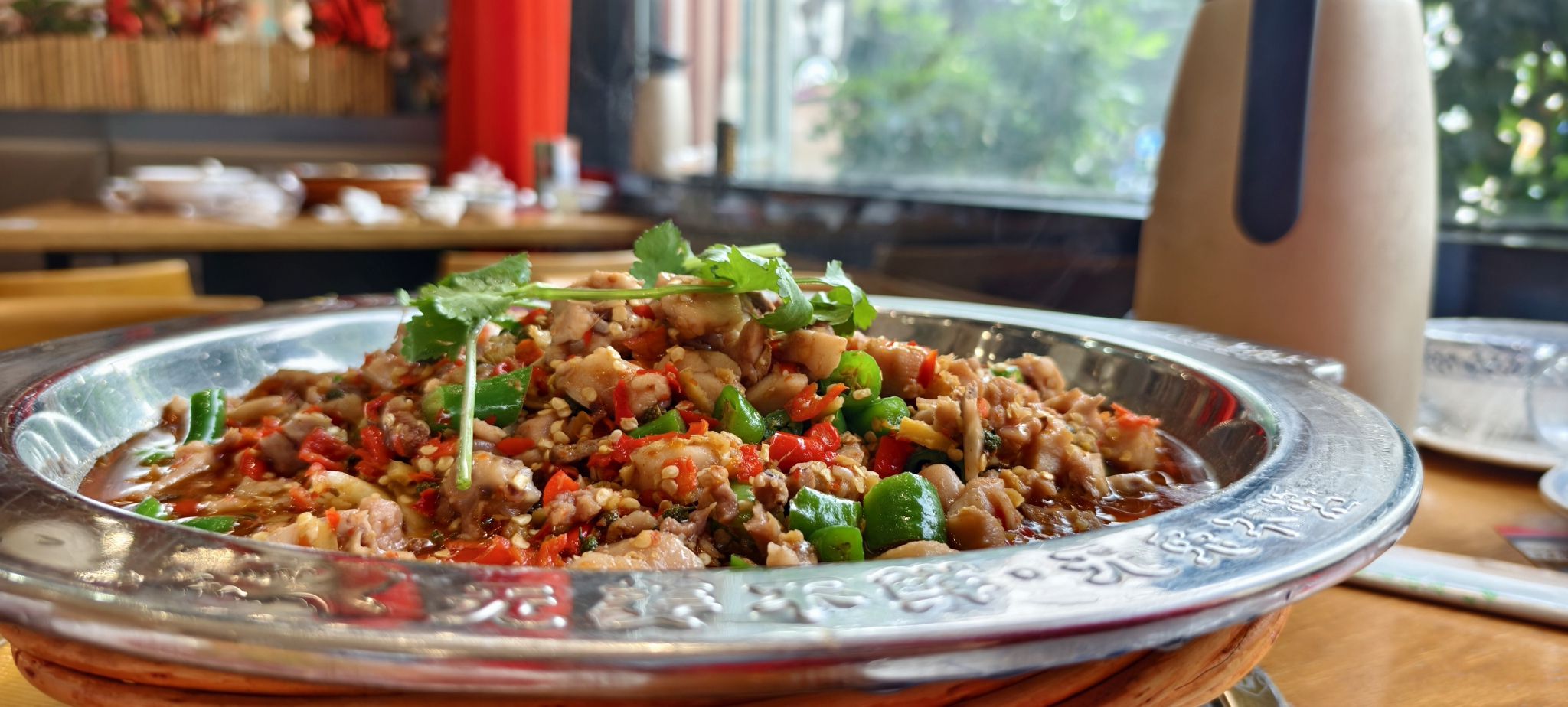 兔行天下鸿鹤鲜锅兔(自贡店)
