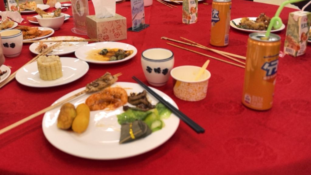 昆仑大酒店自助餐厅