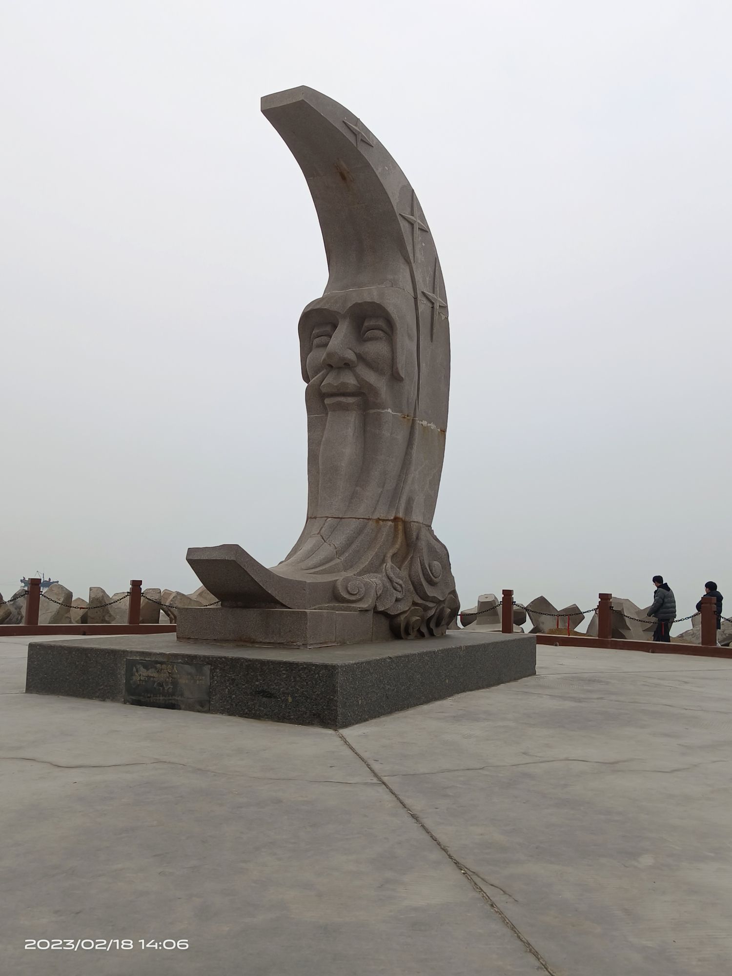 月亮老人旅行图片 1