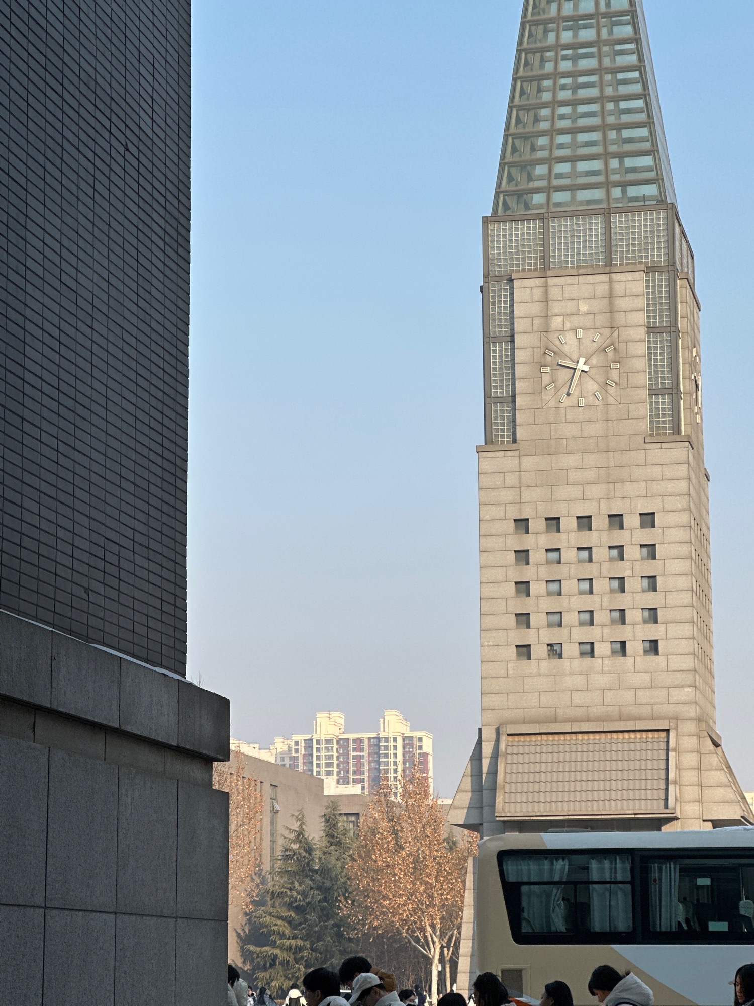 河北师范大学新校区-四方广场旅行图片 1