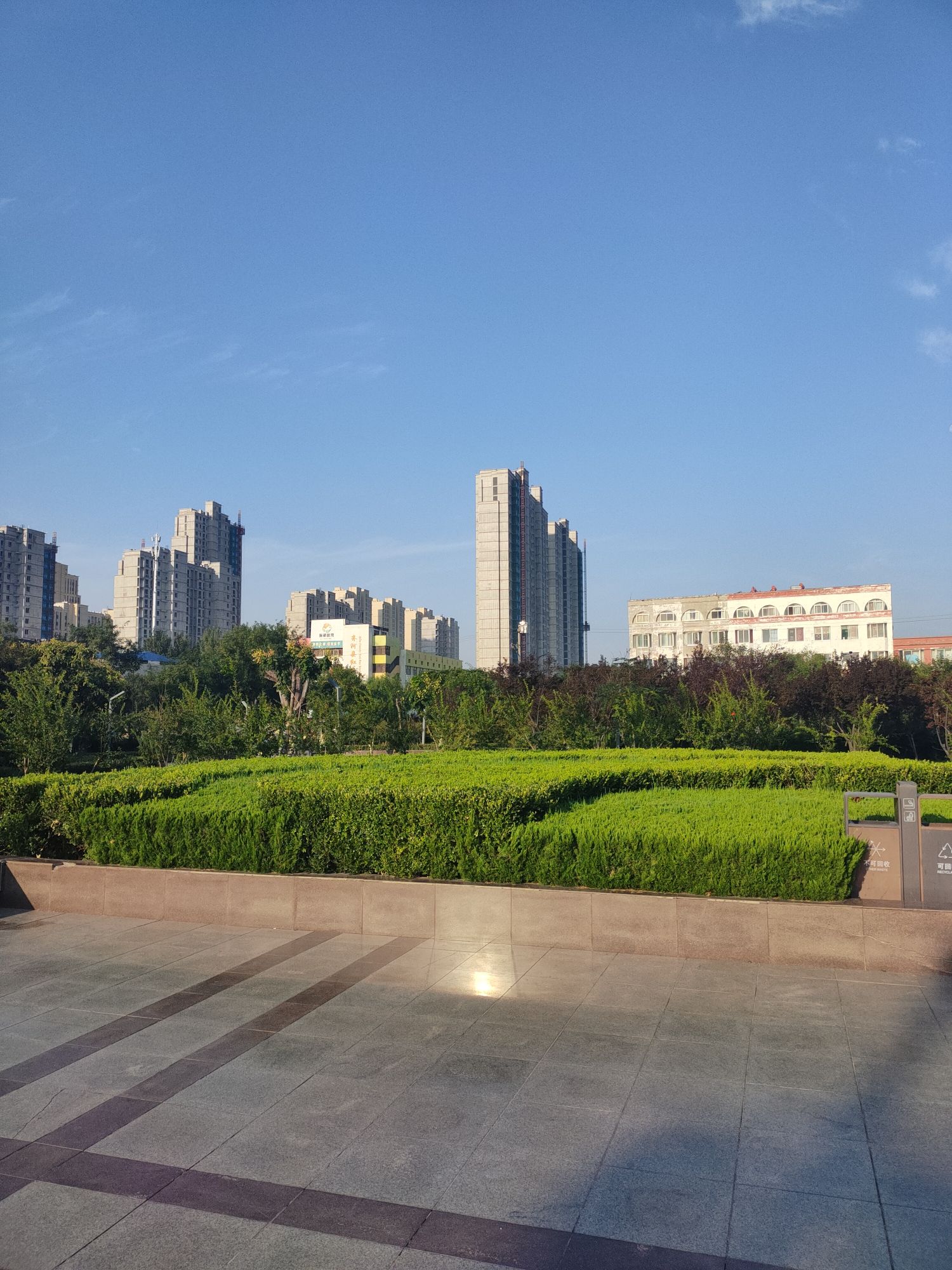 阳光广场旅行图片 3