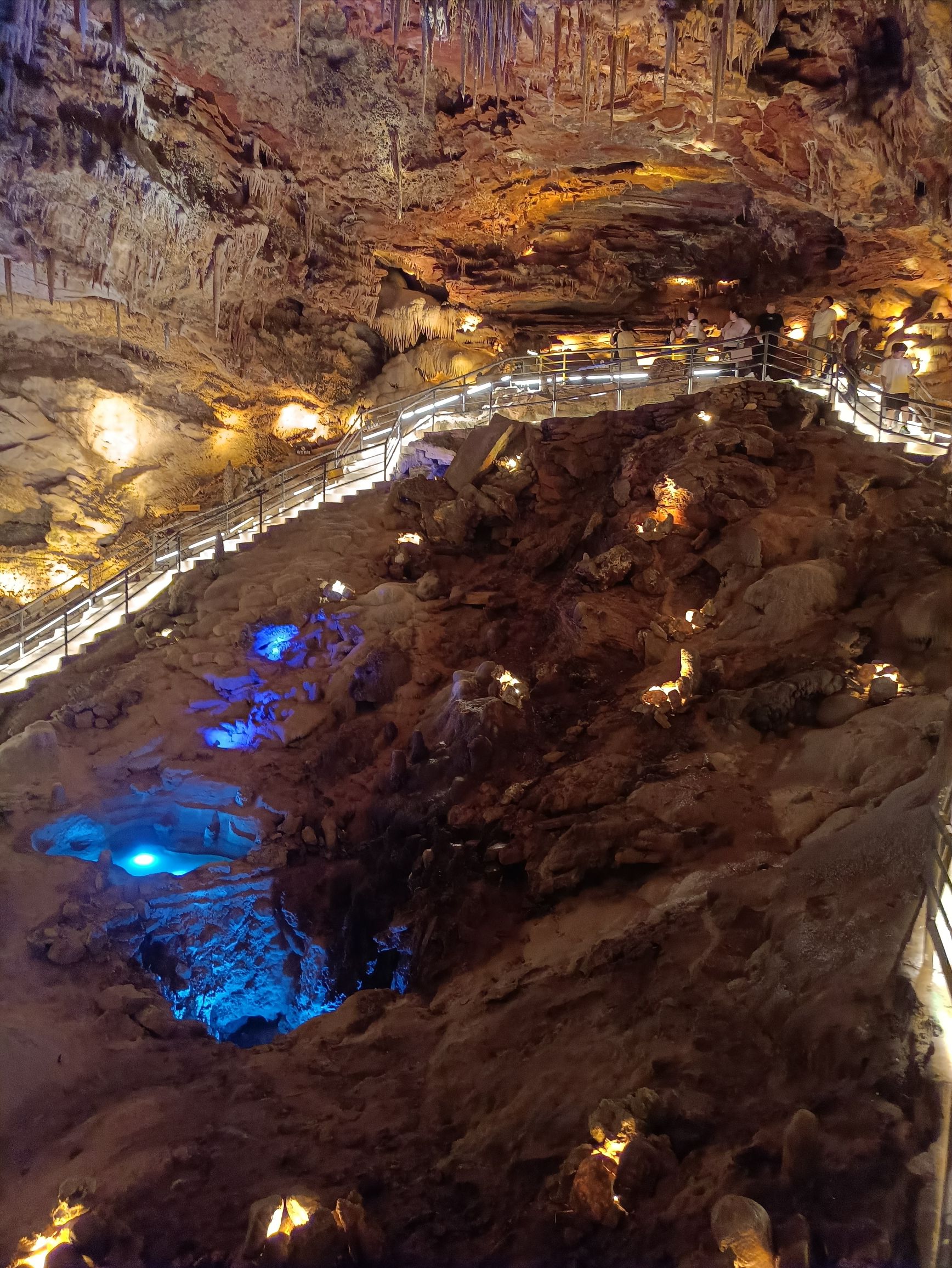 汤山溶洞旅行图片 1