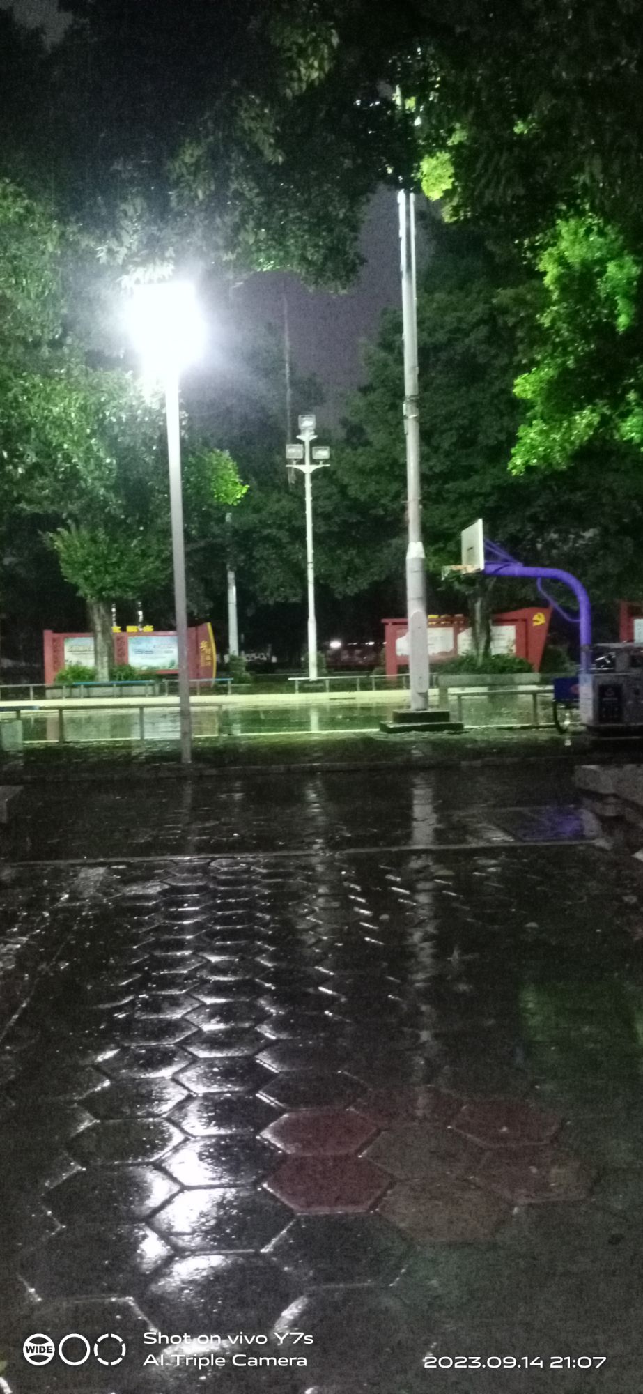 谭边牌坊旅行图片