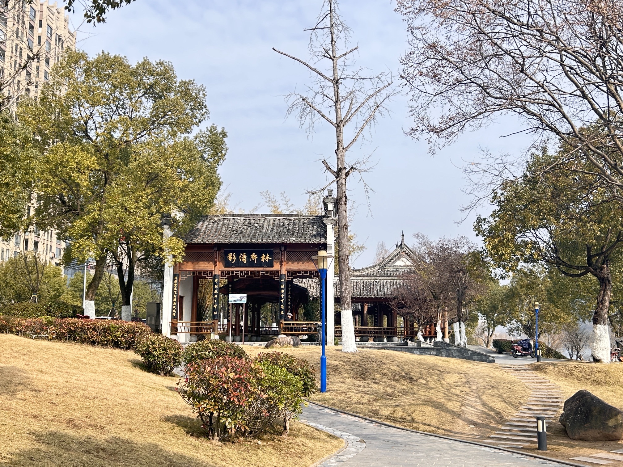 湖边古村落旅行图片 1
