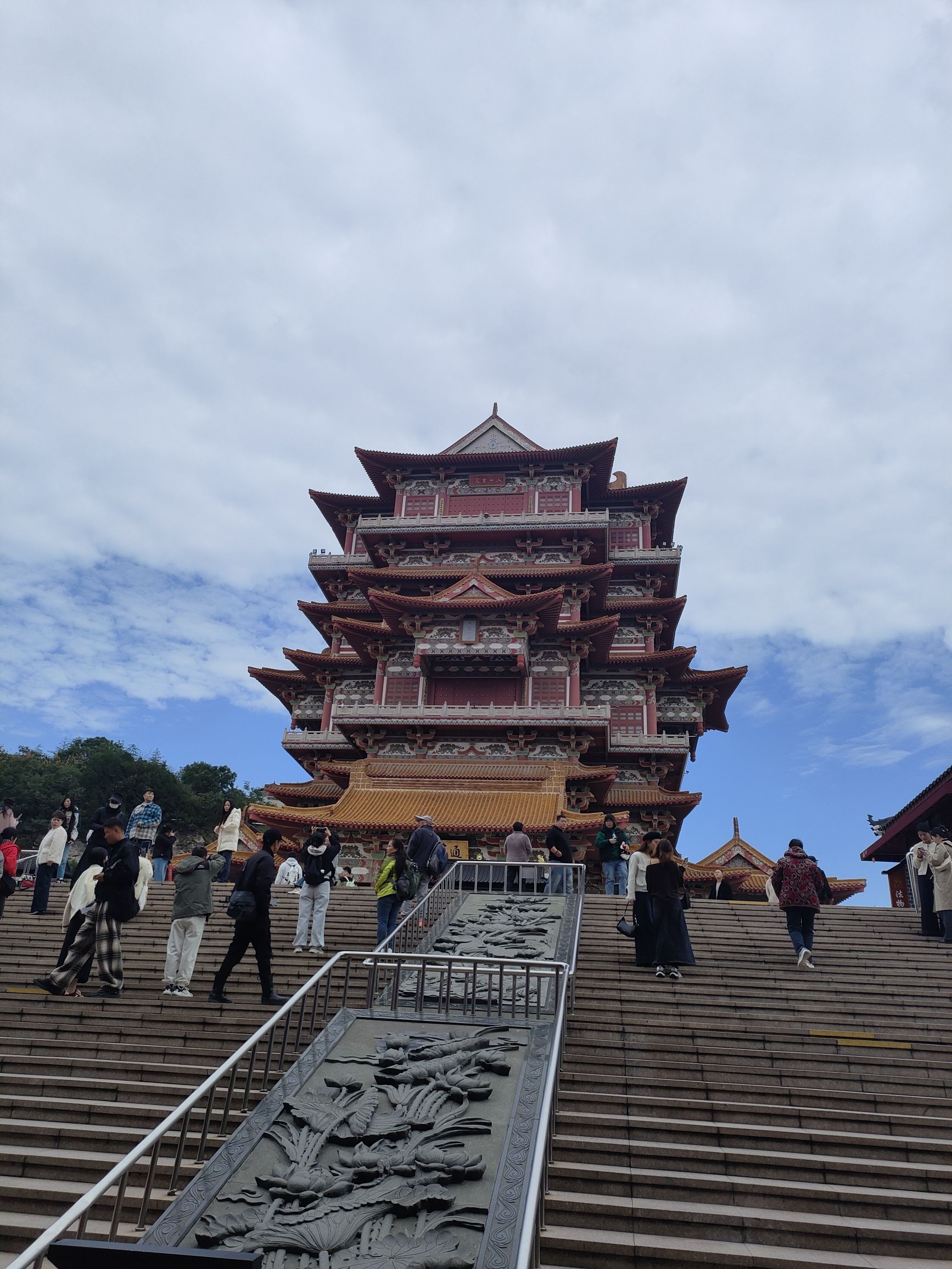 茱萸寺-大雄宝殿实景照片