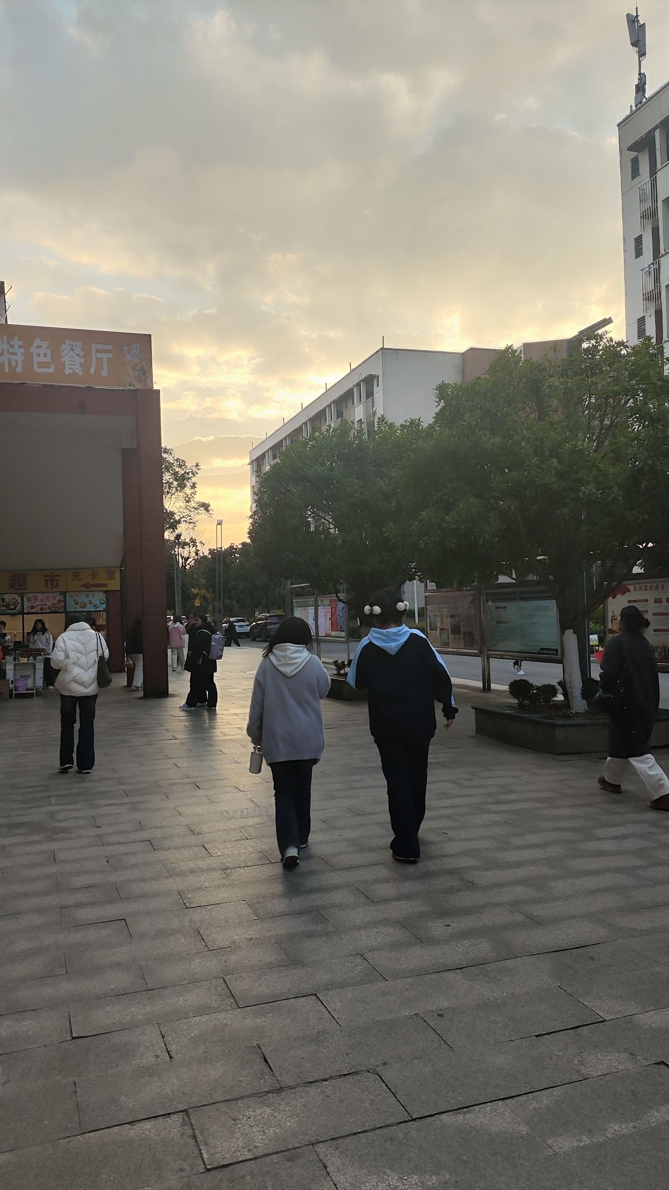 黔南民族师范学院独山校区