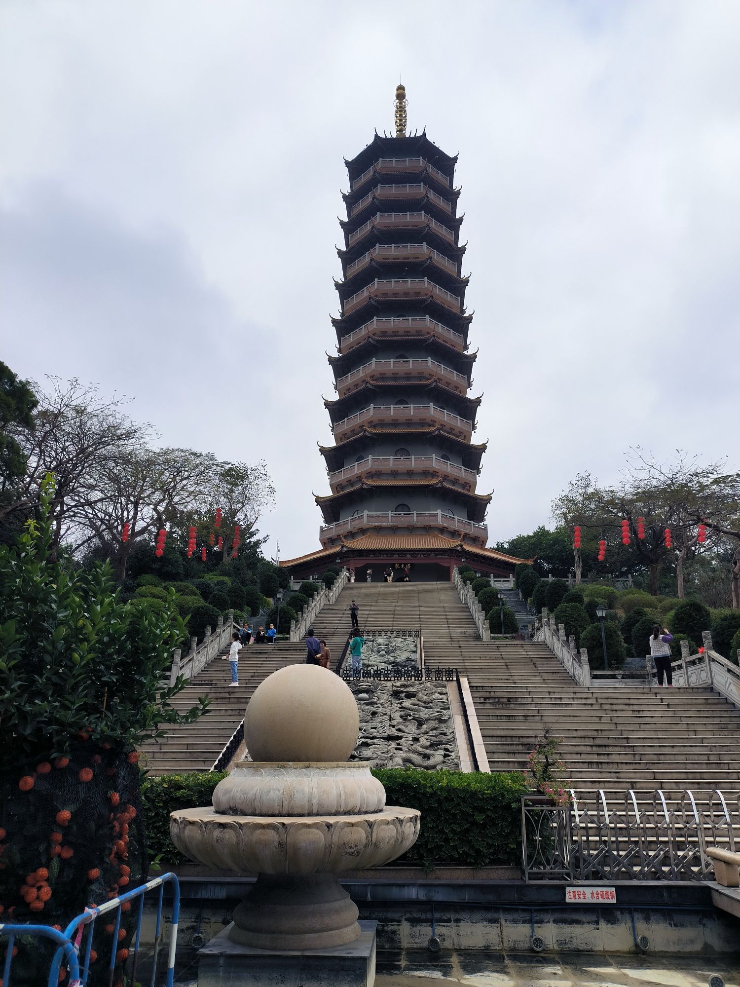 白水带公园牌坊旅行图片 1