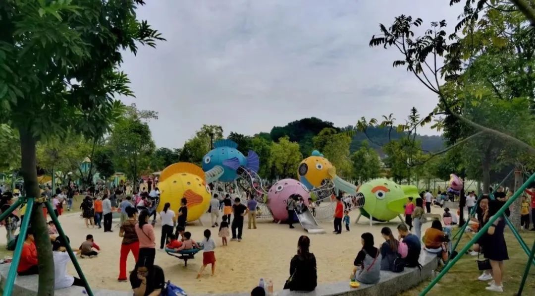 白水带公园牌坊旅行图片 2